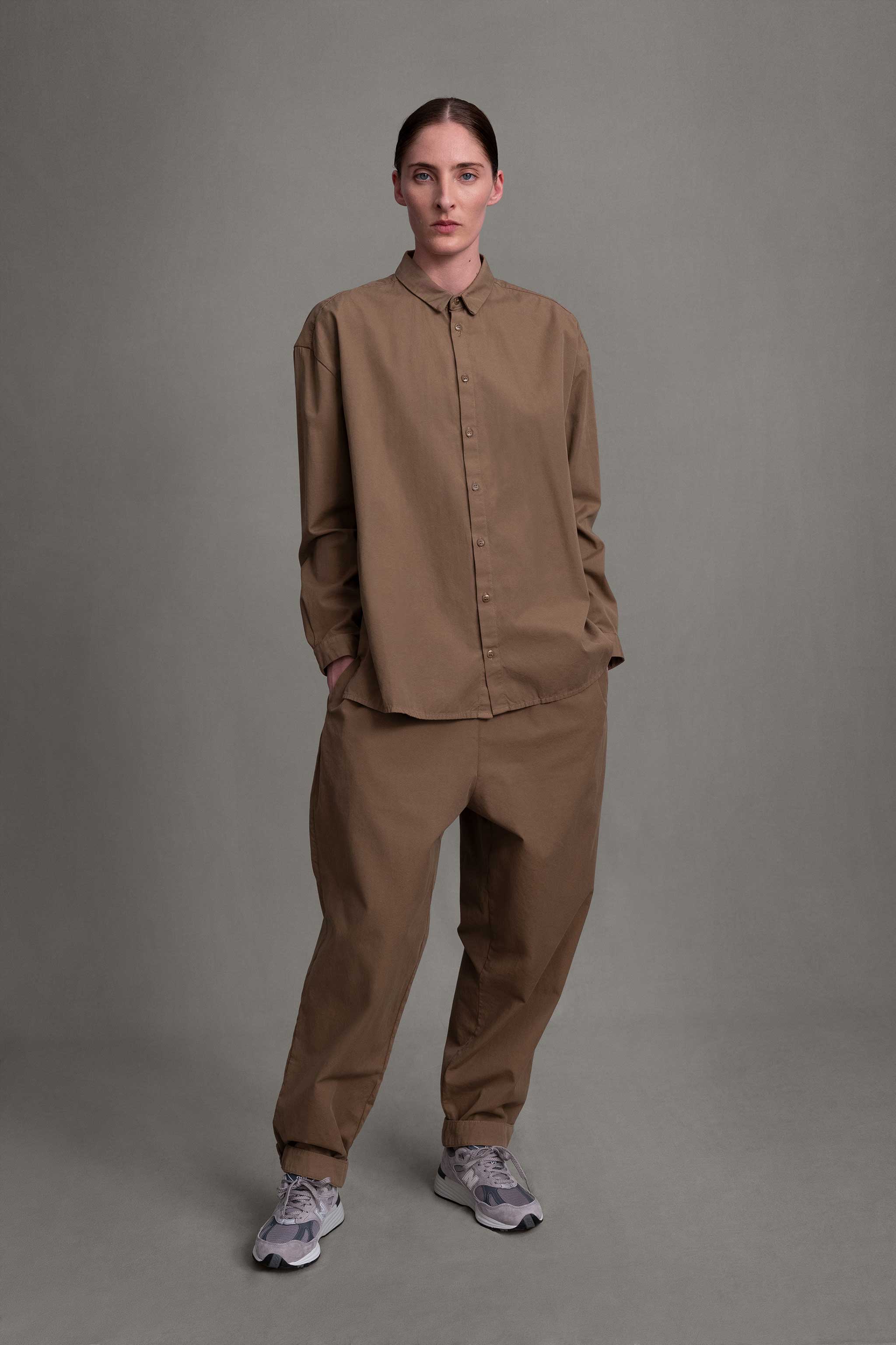 THE GYMNAST TROUSER / FINE CANVAS CARDAMOM