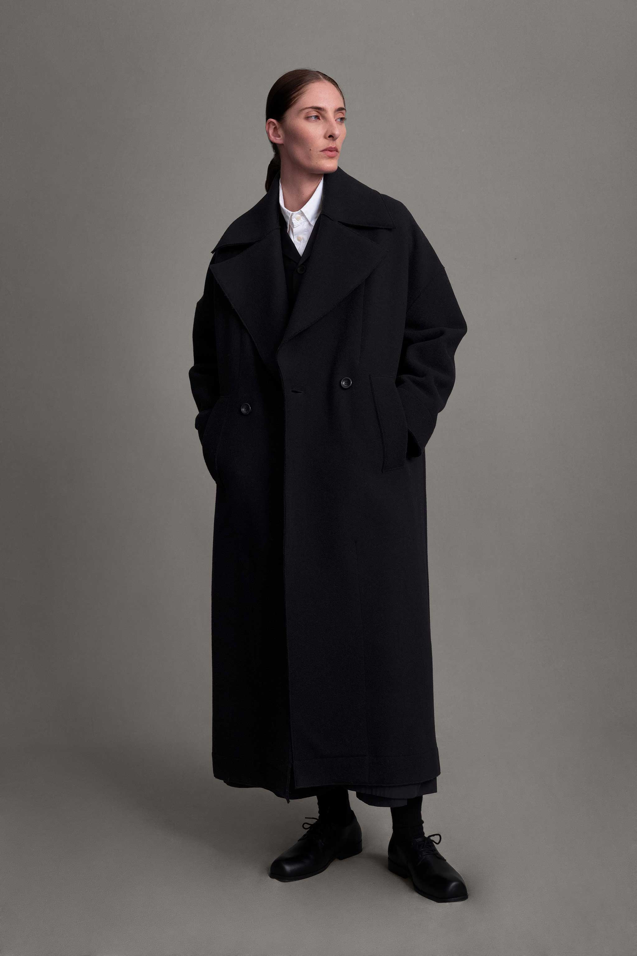 THE GROUNDSMAN COAT / RAW CUT FELT FLINT