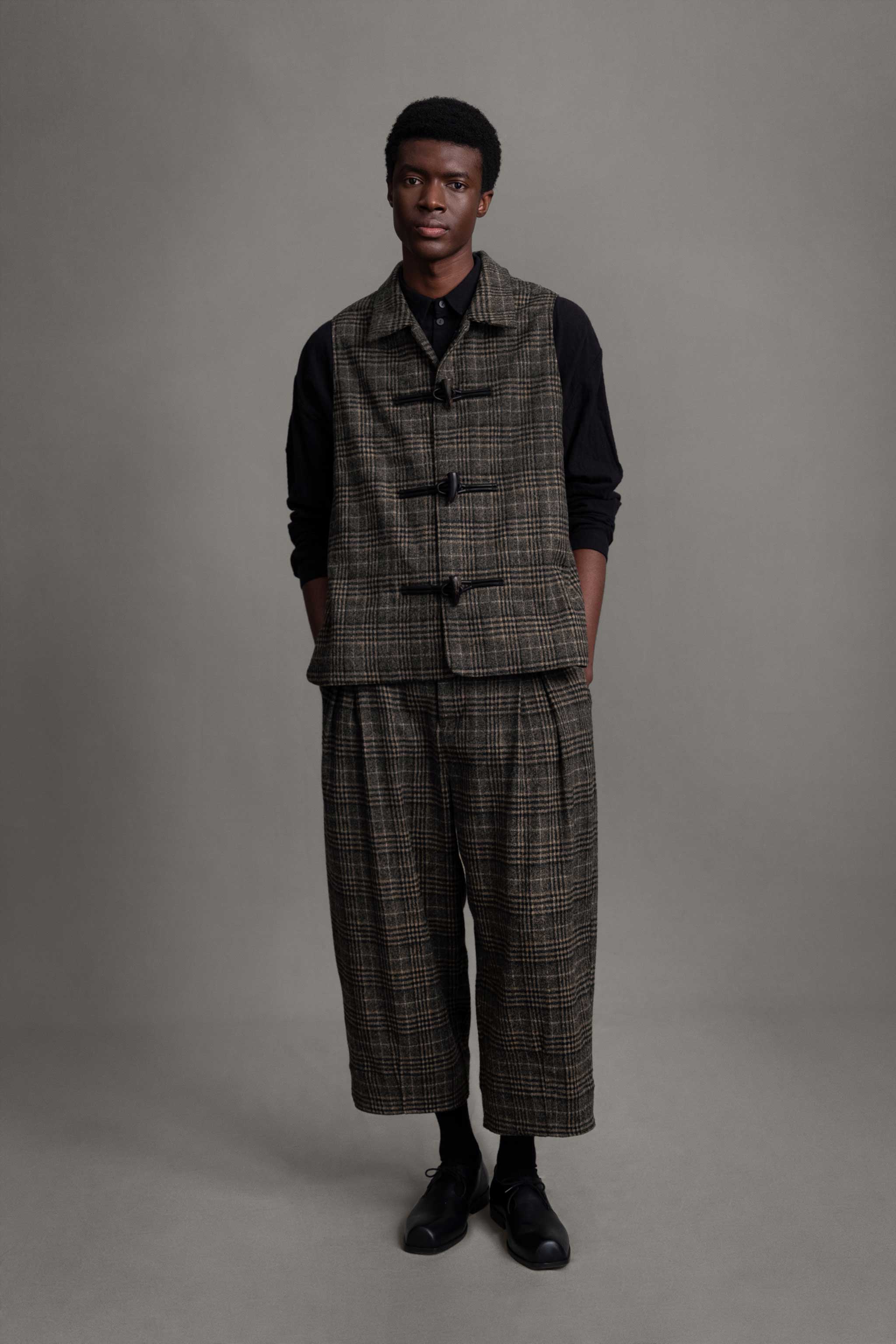 THE ETCHER TROUSER / PRINCE OF WALES CARDAMOM