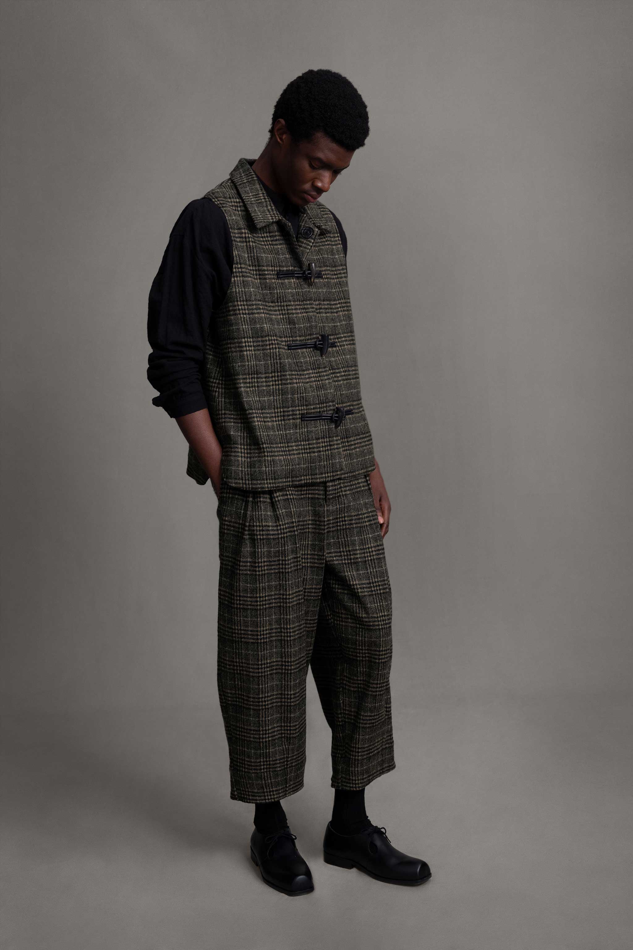 THE ETCHER TROUSER / PRINCE OF WALES CARDAMOM