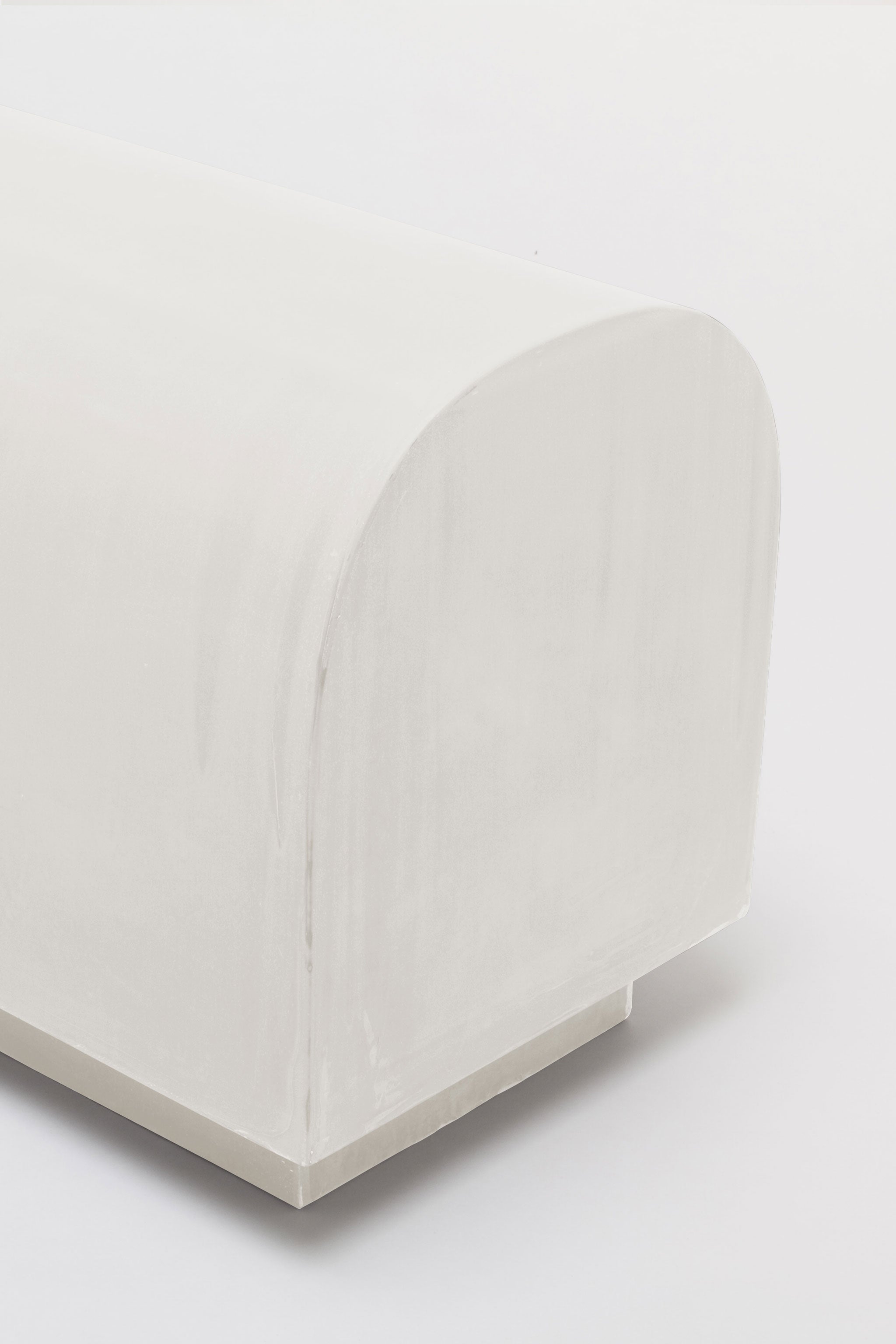 Chubby Bench / Chalk