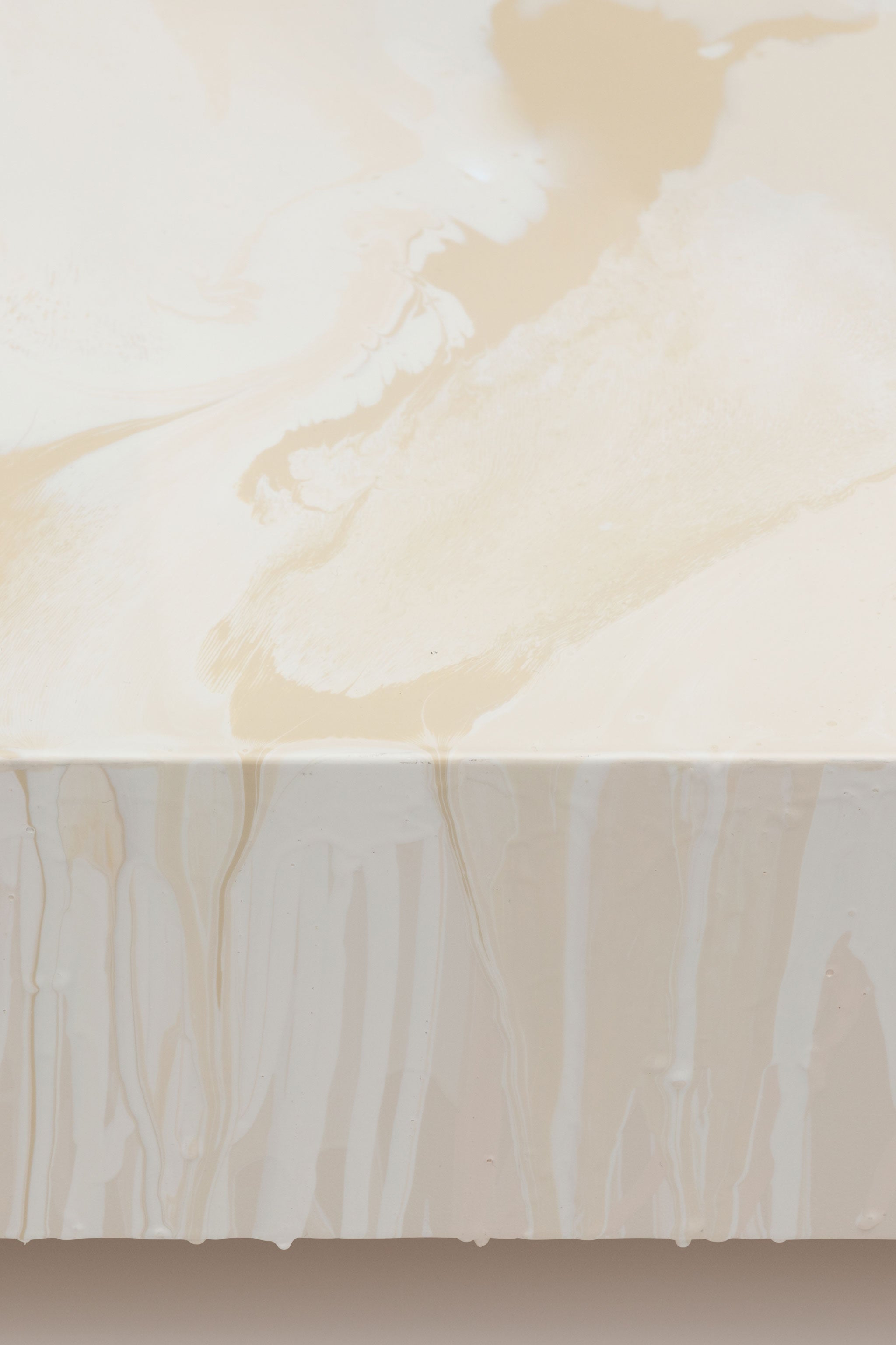 Sculpture Coffee Table / Cream Chalk