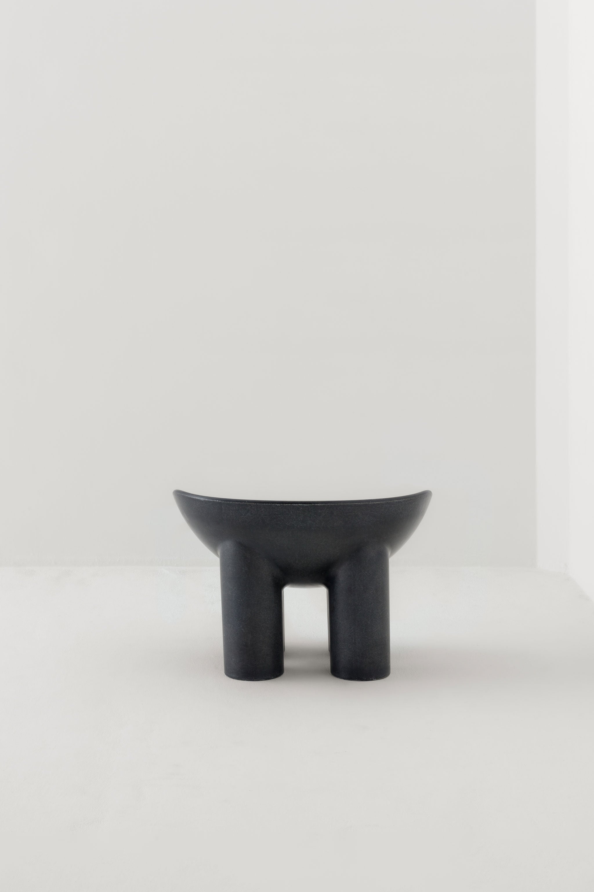 Roly-Poly Chair / Raw Charcoal