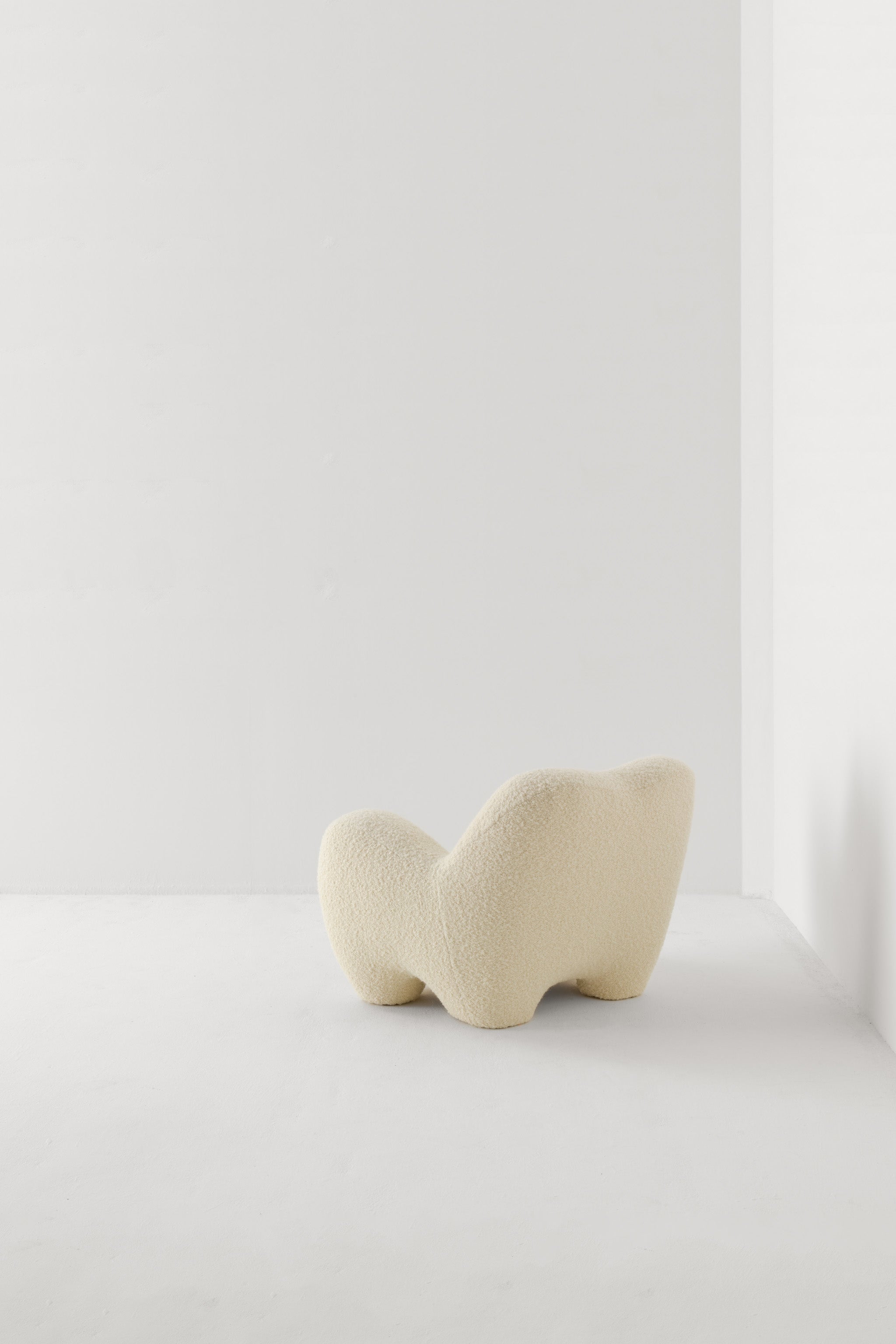 GUMMY ARMCHAIR / OPIO NATUREL