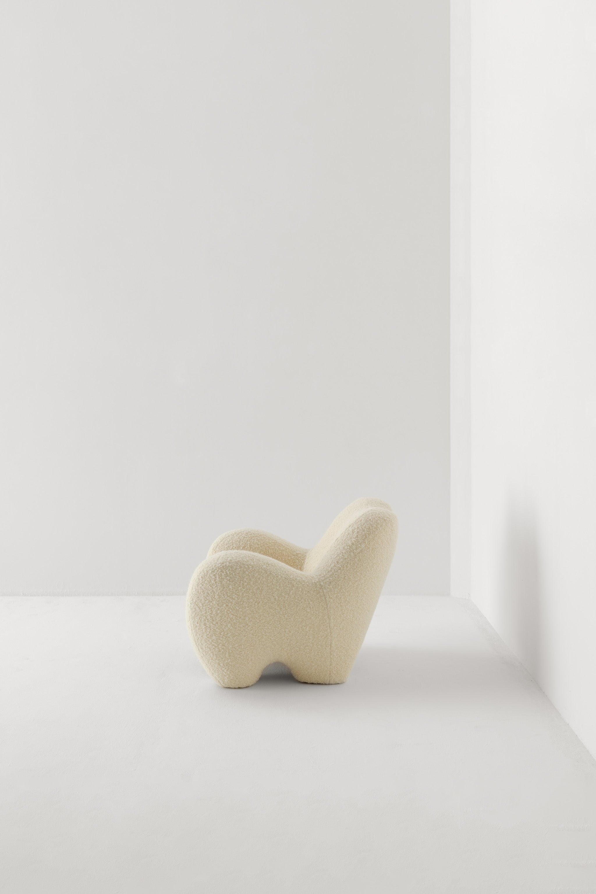 GUMMY ARMCHAIR / OPIO NATUREL