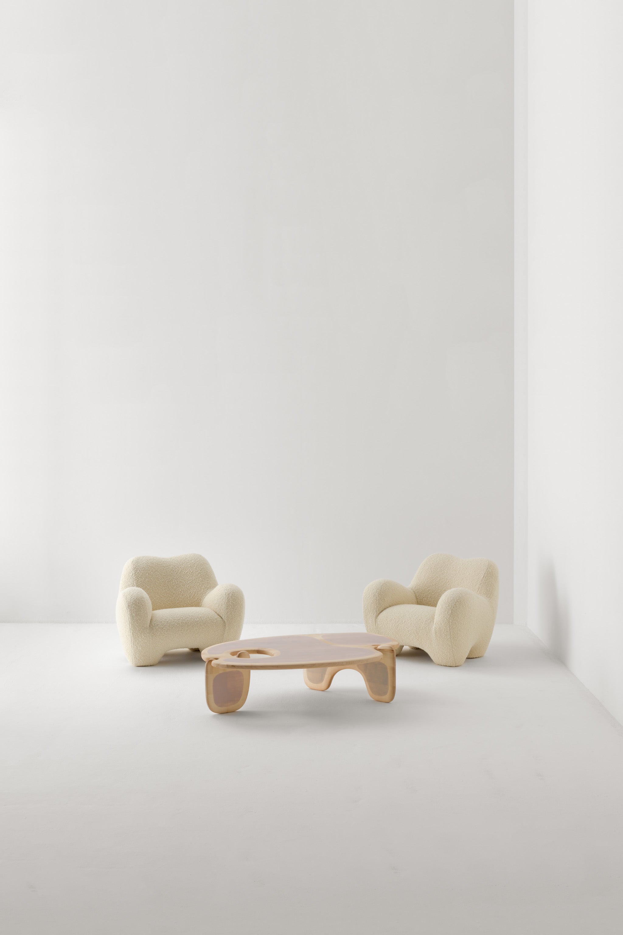 GUMMY ARMCHAIR / OPIO NATUREL