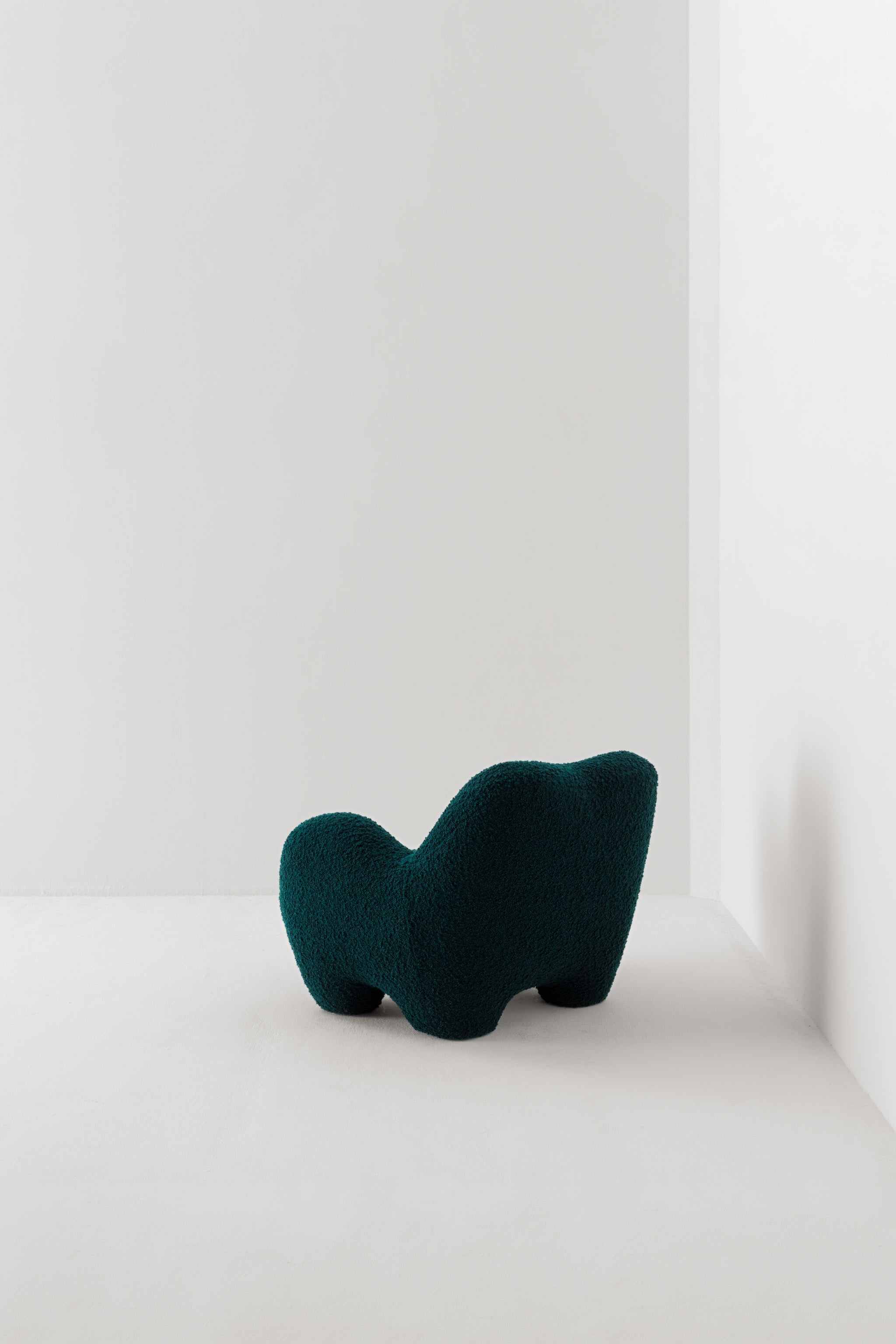 GUMMY ARMCHAIR / OPIO PRUSSIANA