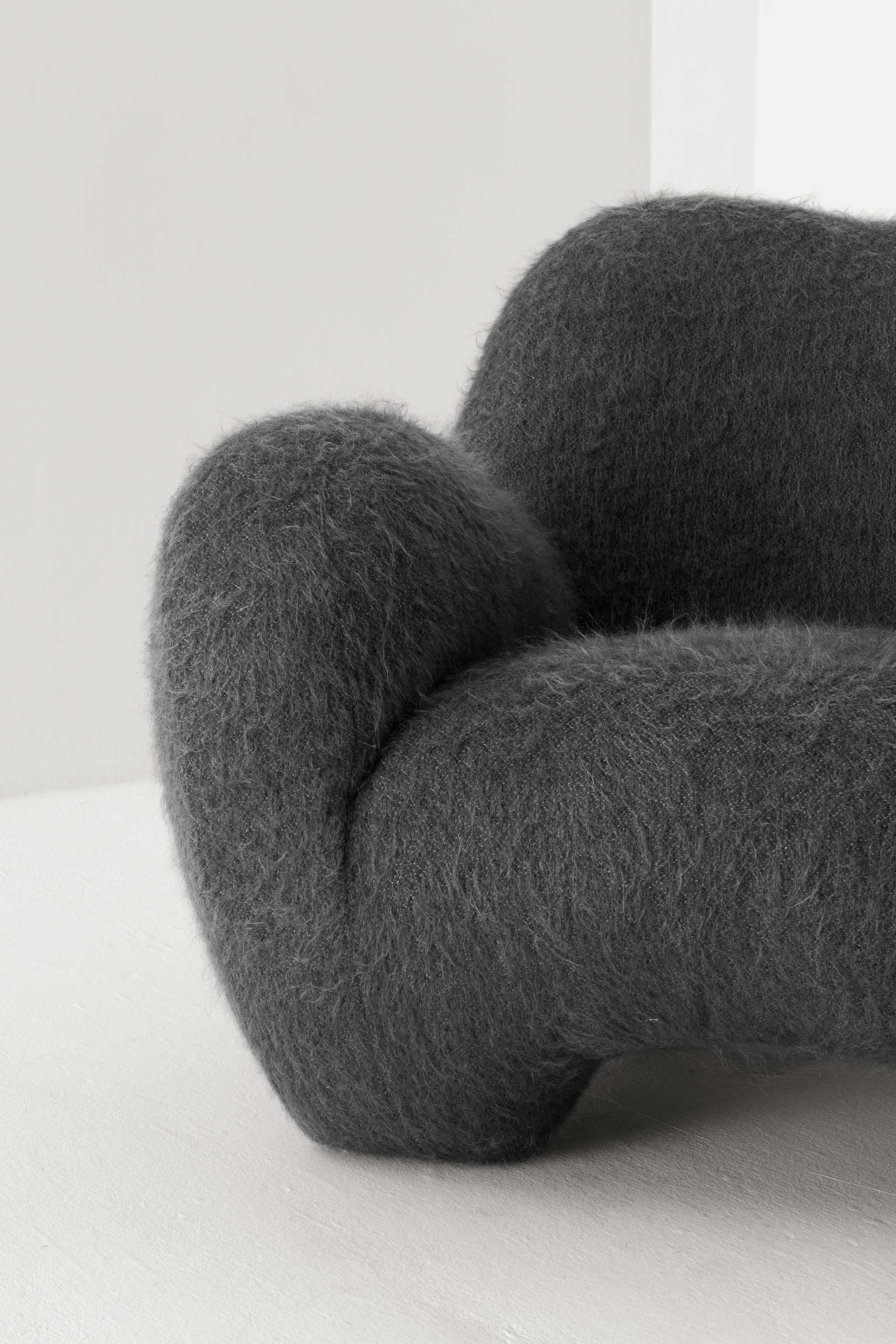 GUMMY ARMCHAIR / YETI BAGHEERA