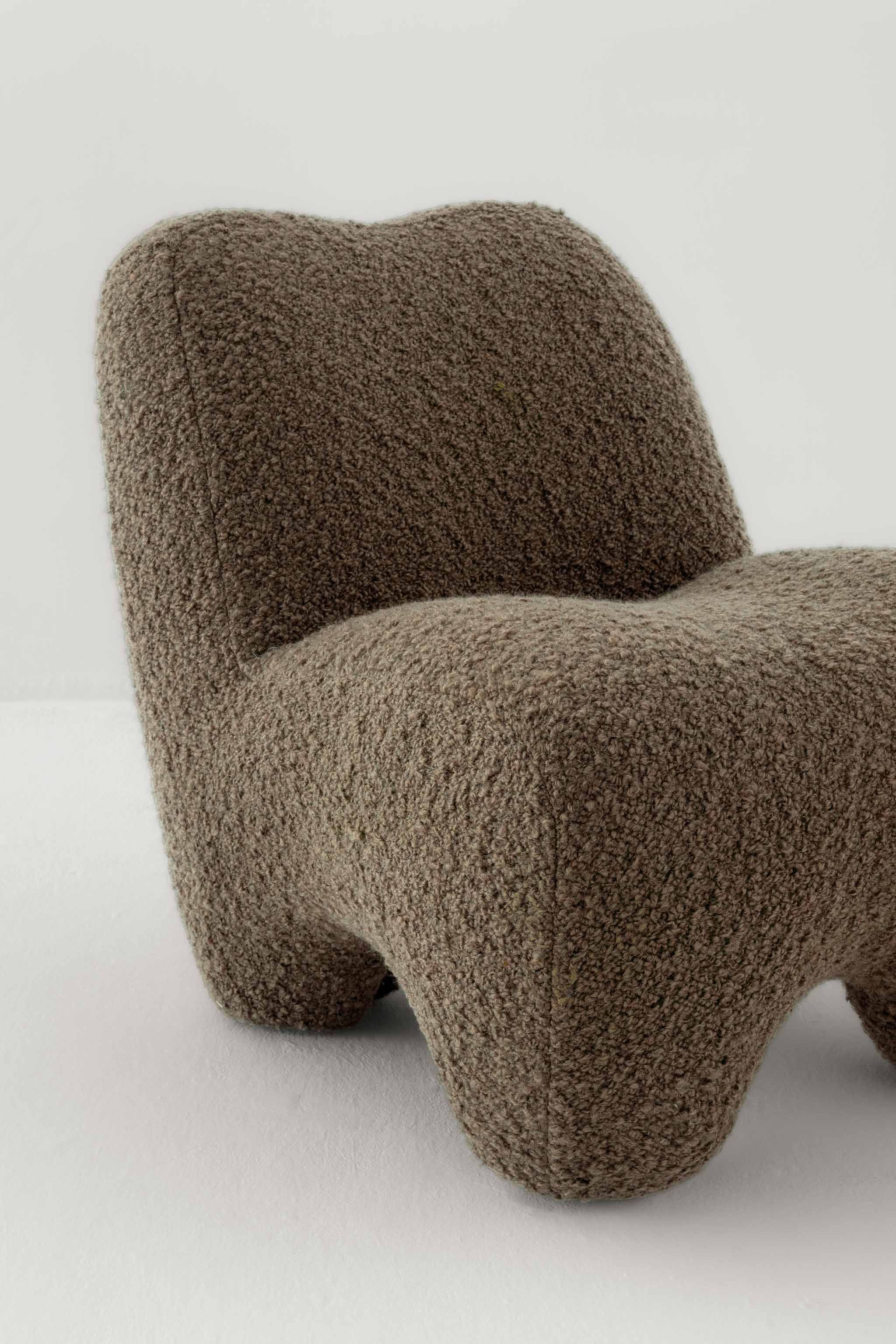 GUMMY LOUNGE CHAIR / OPIO CIOTTOLO