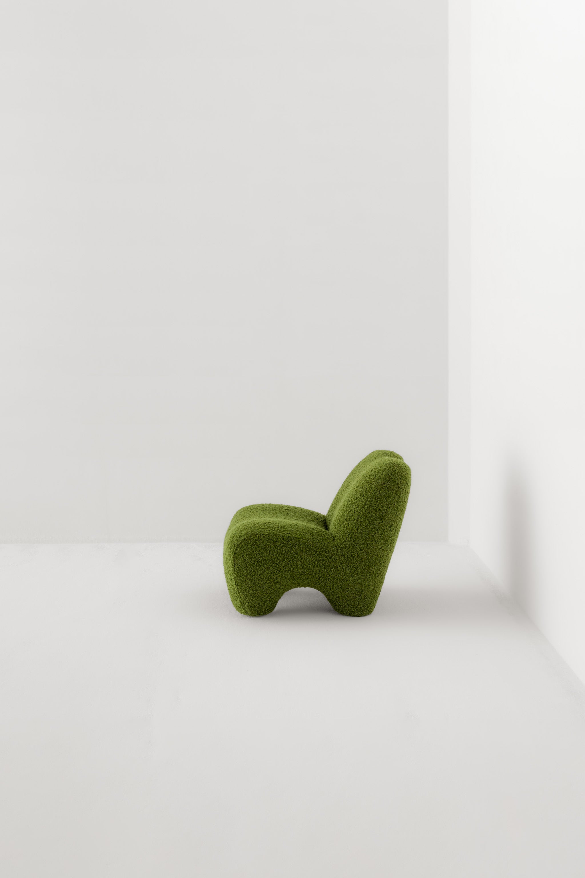 GUMMY LOUNGE CHAIR / OPIO ERBA