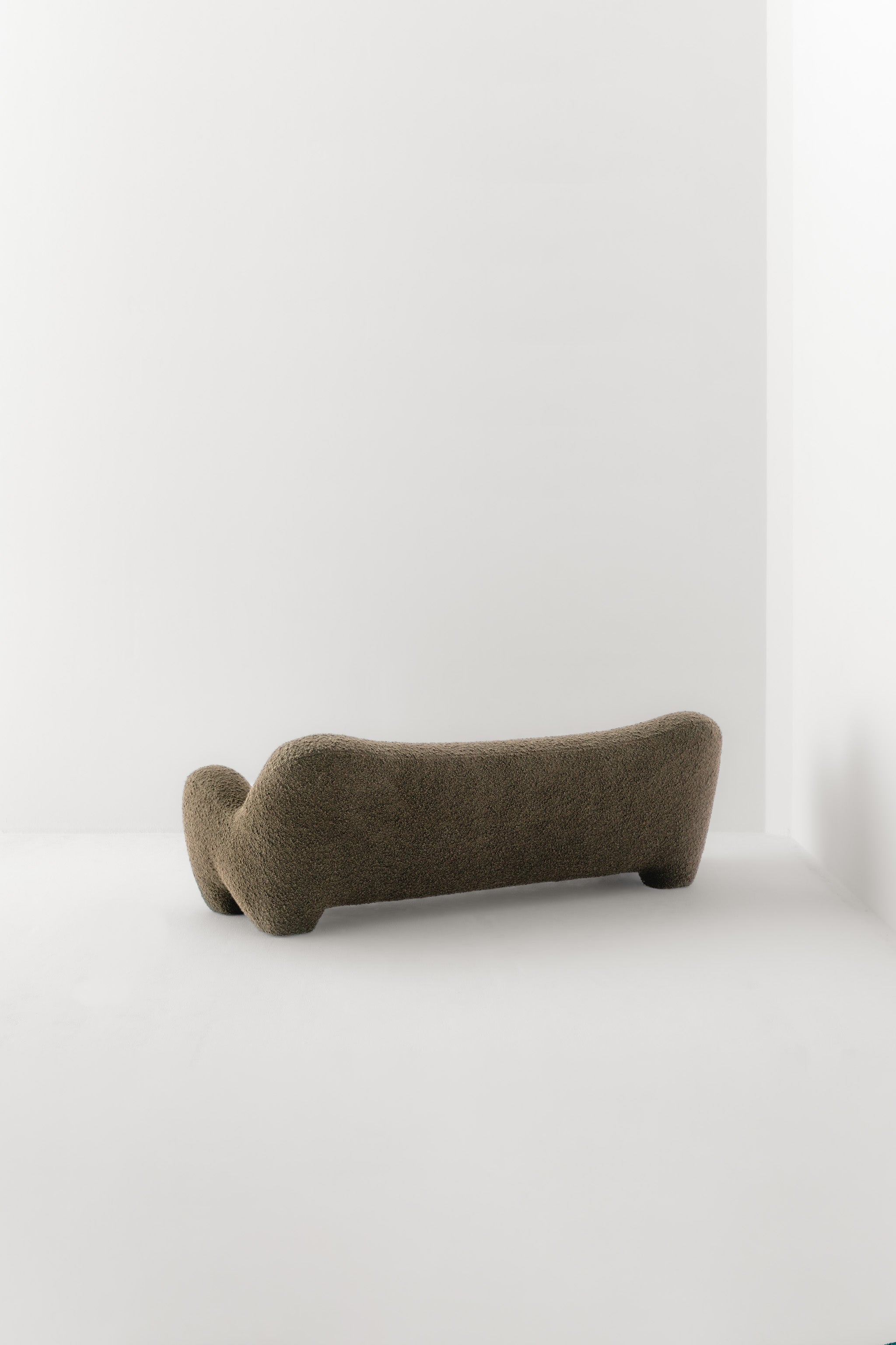 GUMMY SOFA / OPIO CIOTTOLO