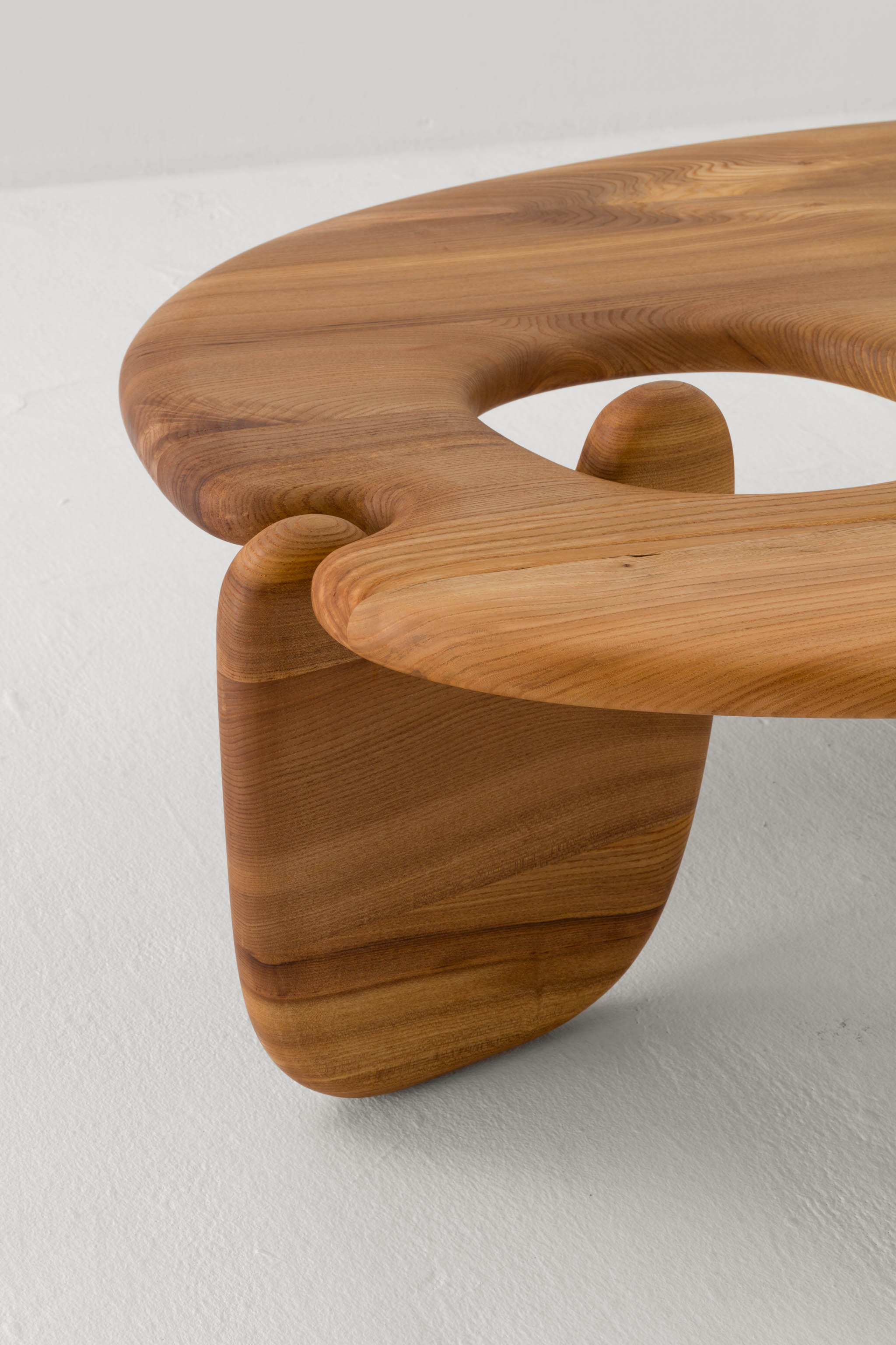 Palette Coffee Table / Elm