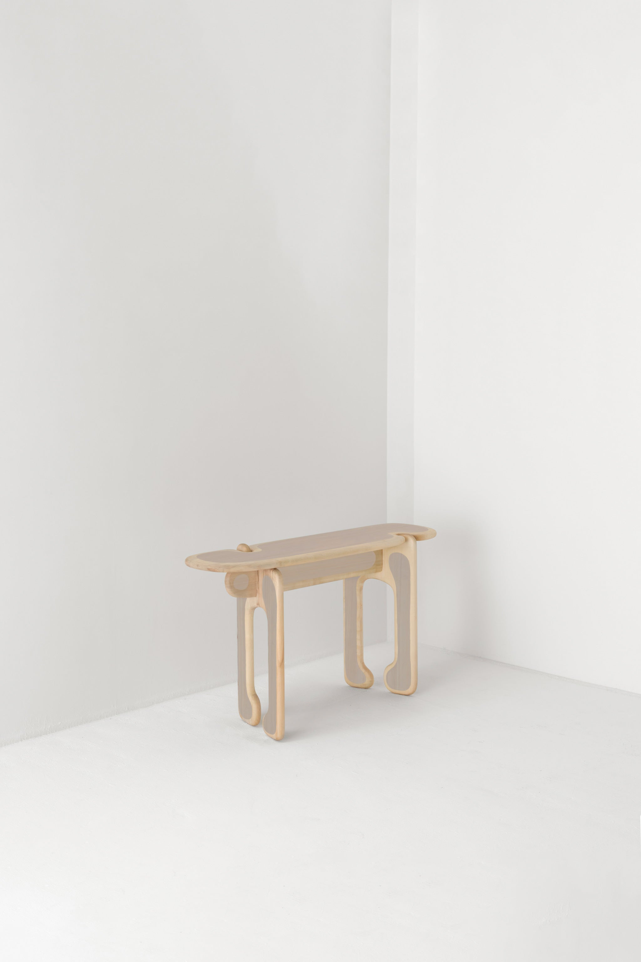 PALETTE CONSOLE TABLE / SOFT LILAC