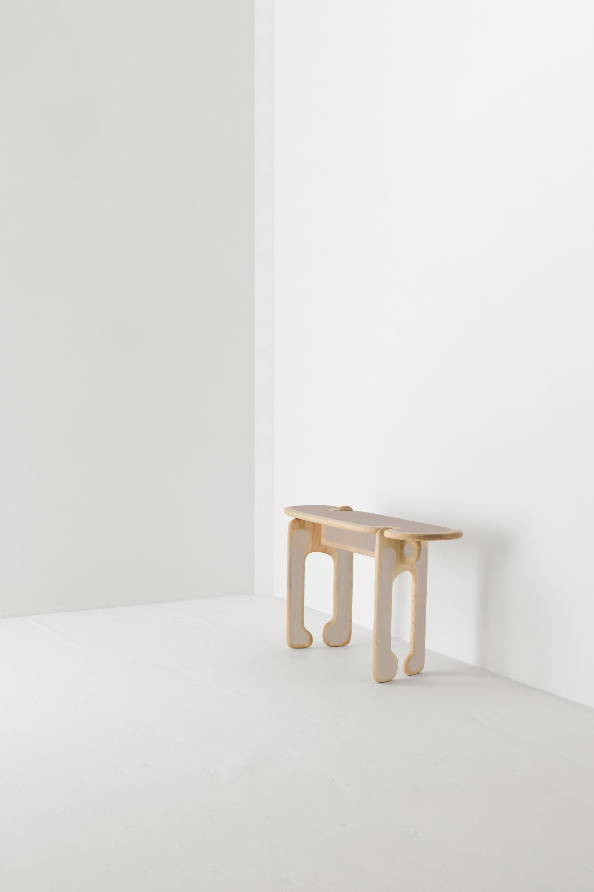 PALETTE CONSOLE TABLE / SOFT LILAC