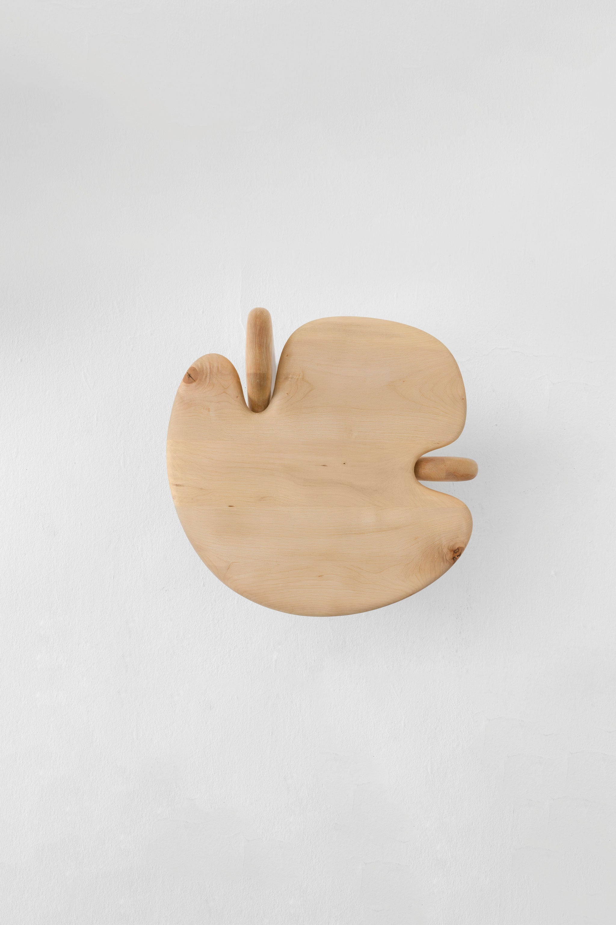 PALETTE SIDE TABLE / SYCAMORE