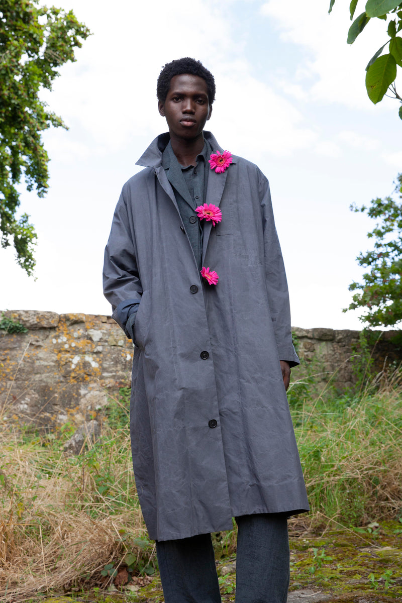 THE MESSENGER COAT / PROOFED COTTON CHARCOAL