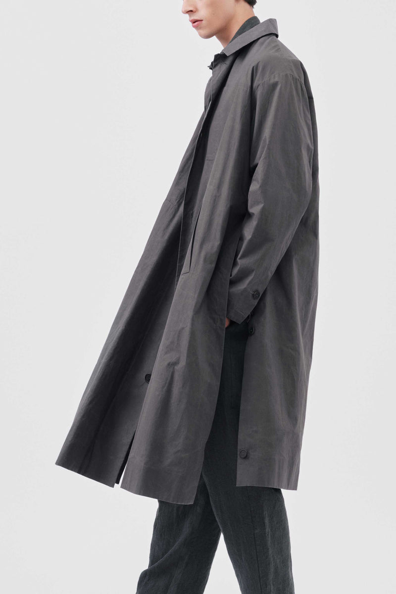 THE MESSENGER COAT / PROOFED COTTON CHARCOAL