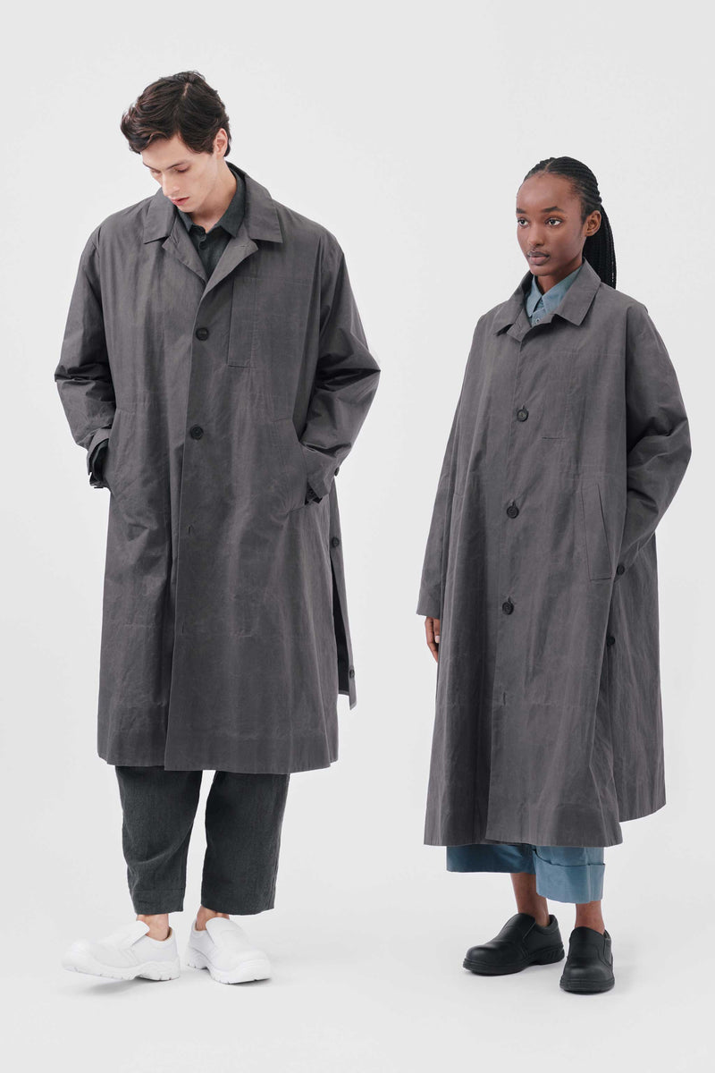 THE MESSENGER COAT / PROOFED COTTON CHARCOAL