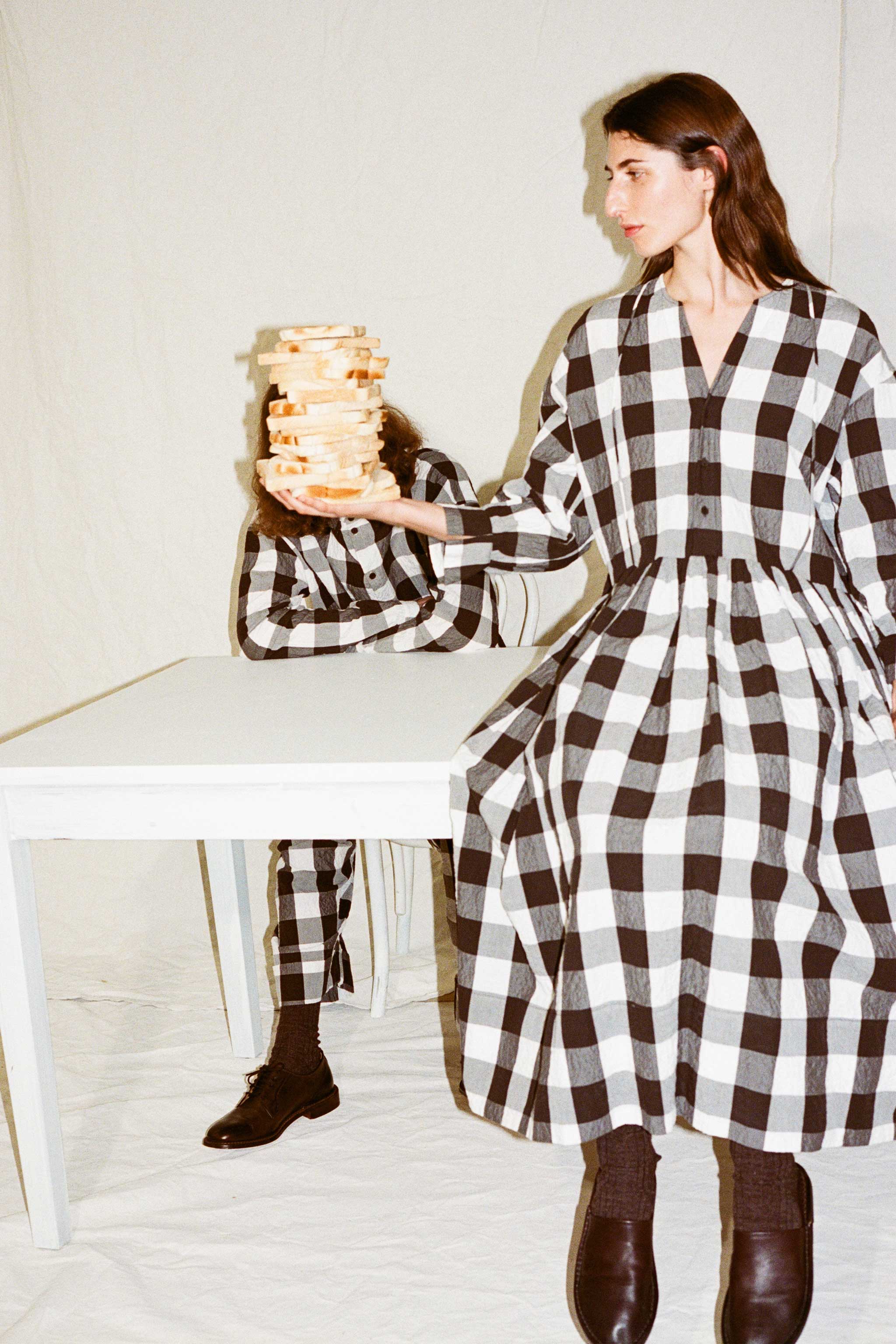 THE COOK DRESS / TABLECLOTH GINGHAM COFFEE