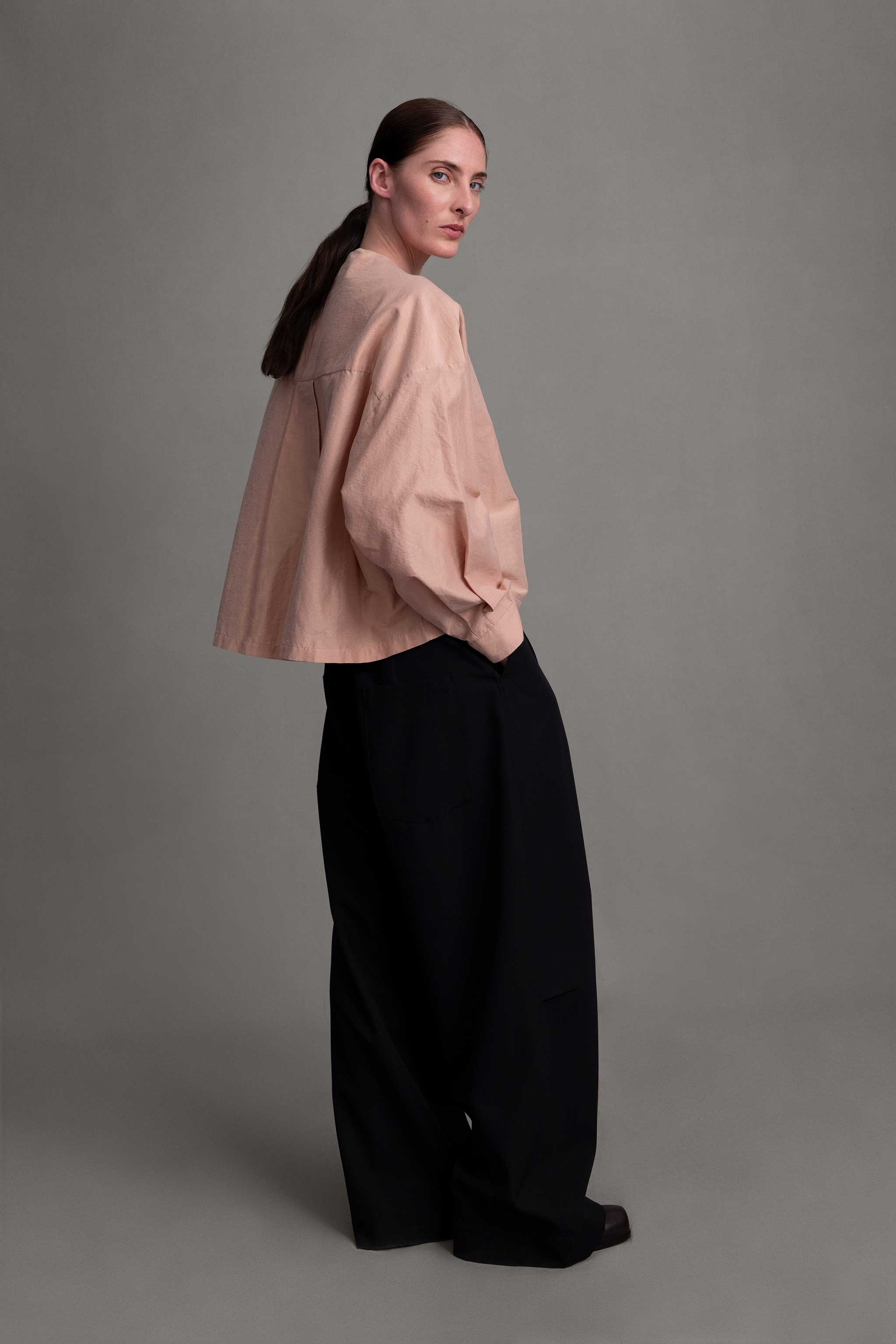 THE POTTER TROUSER / COMPACT SUITING FLINT