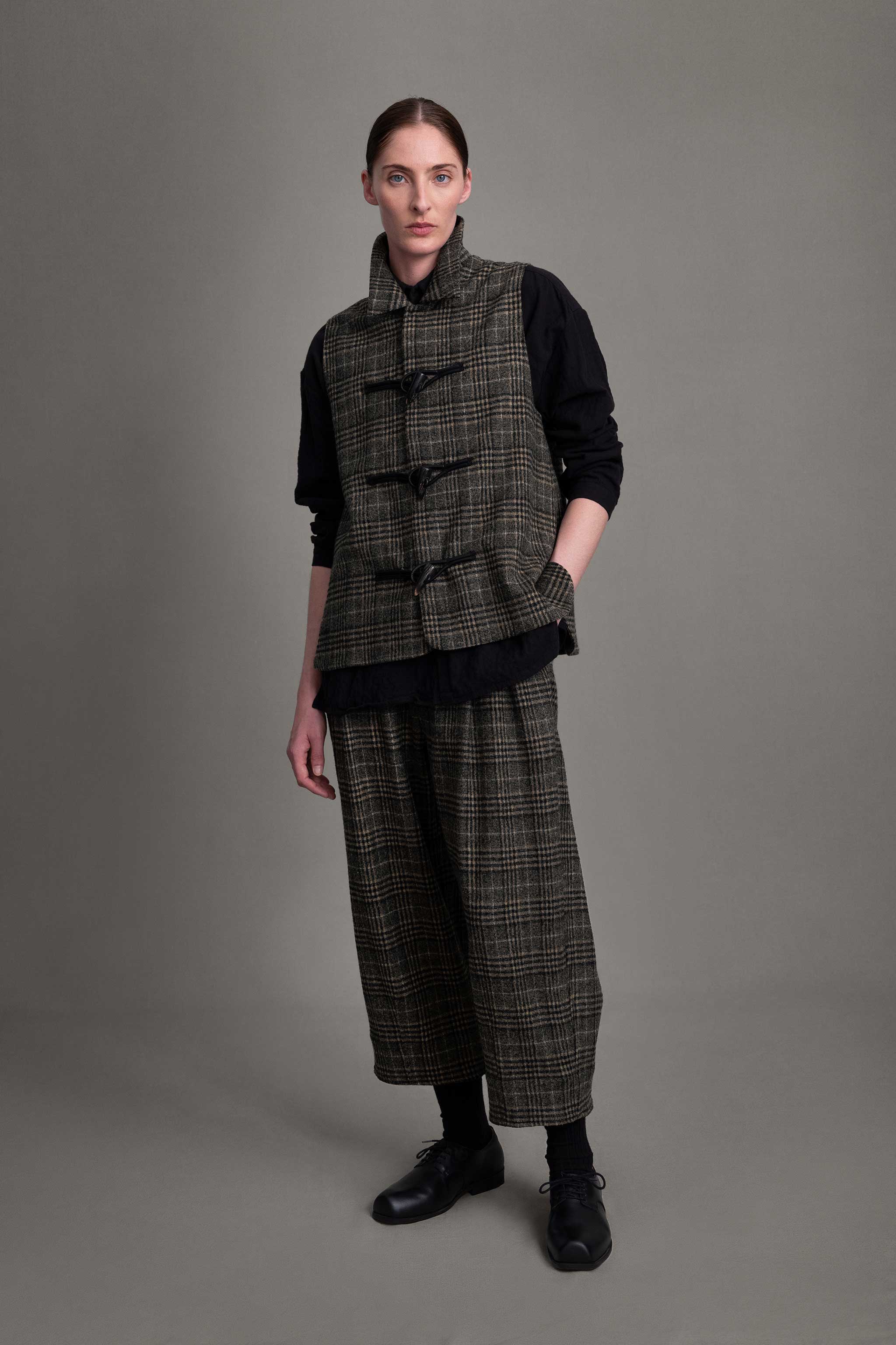 THE ETCHER TROUSER / PRINCE OF WALES CARDAMOM