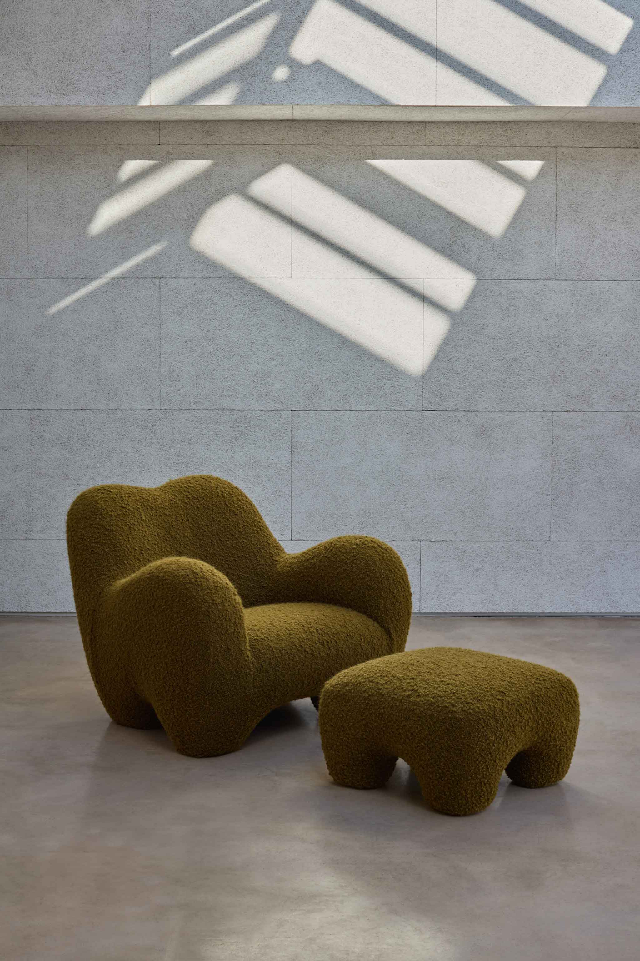 GUMMY ARMCHAIR / OPIO KIWI