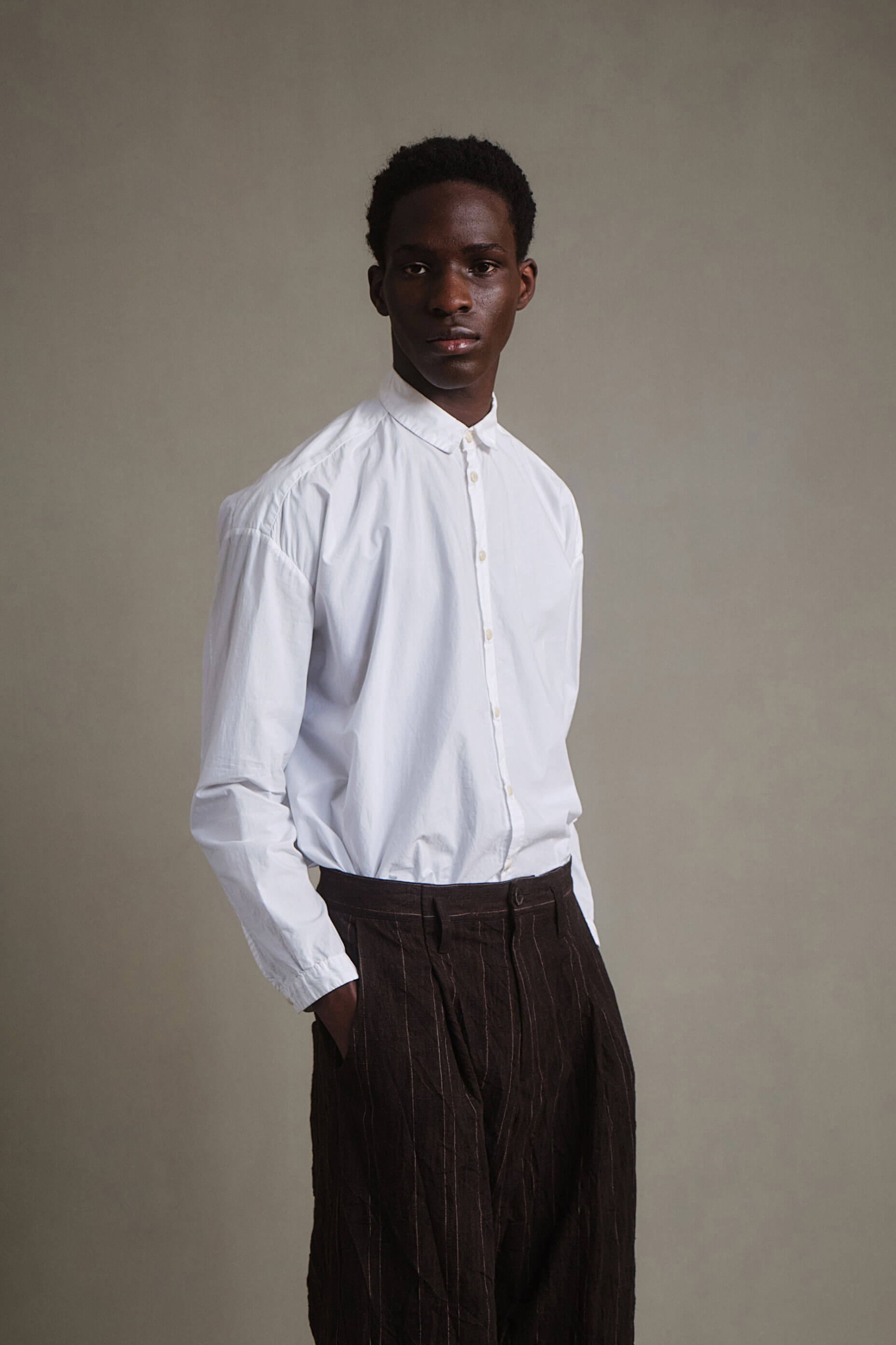 THE BOTANIST SHIRT / POPLIN CHALK