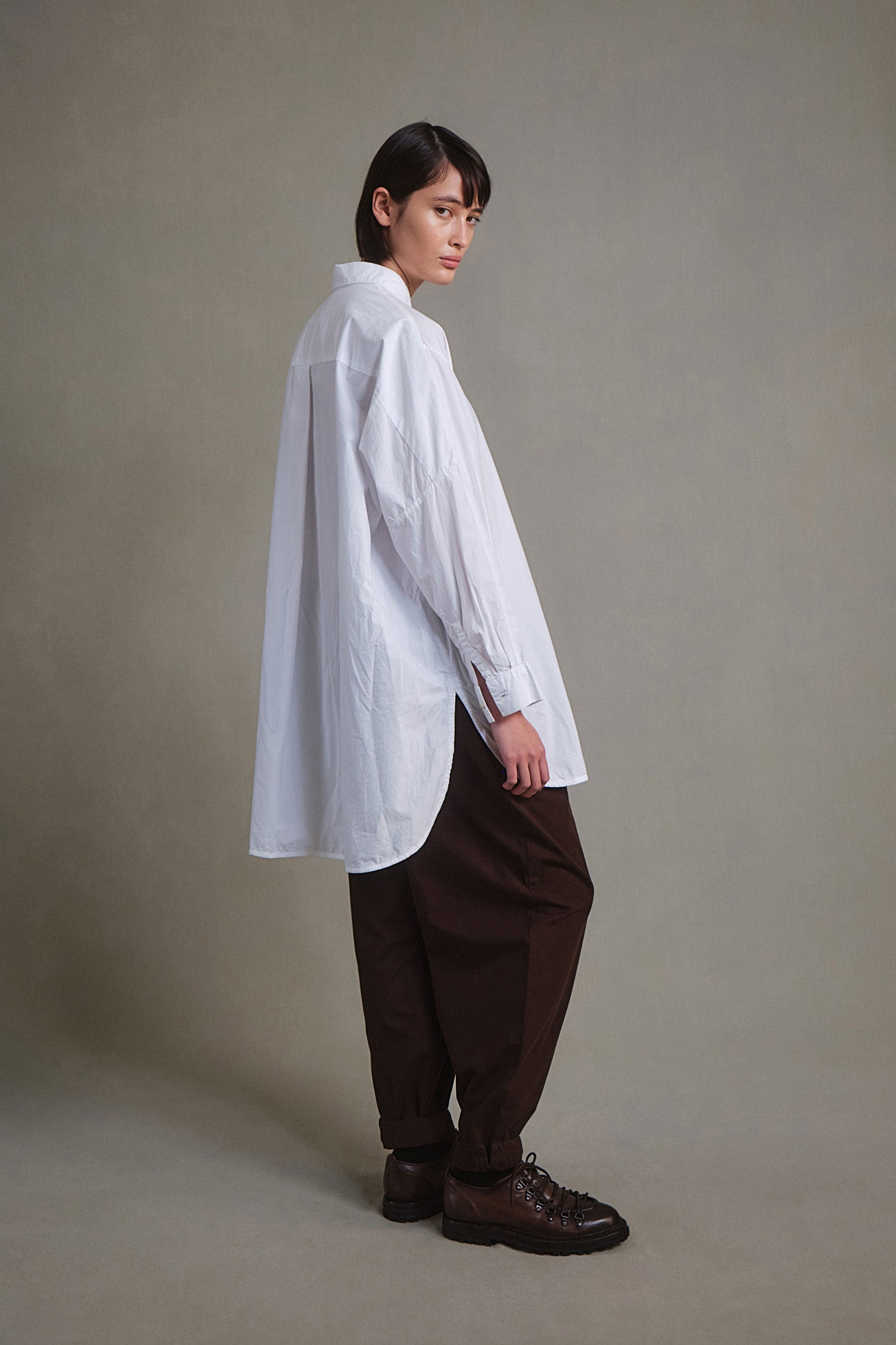 THE PAINTER SHIRT / POPLIN CHALK