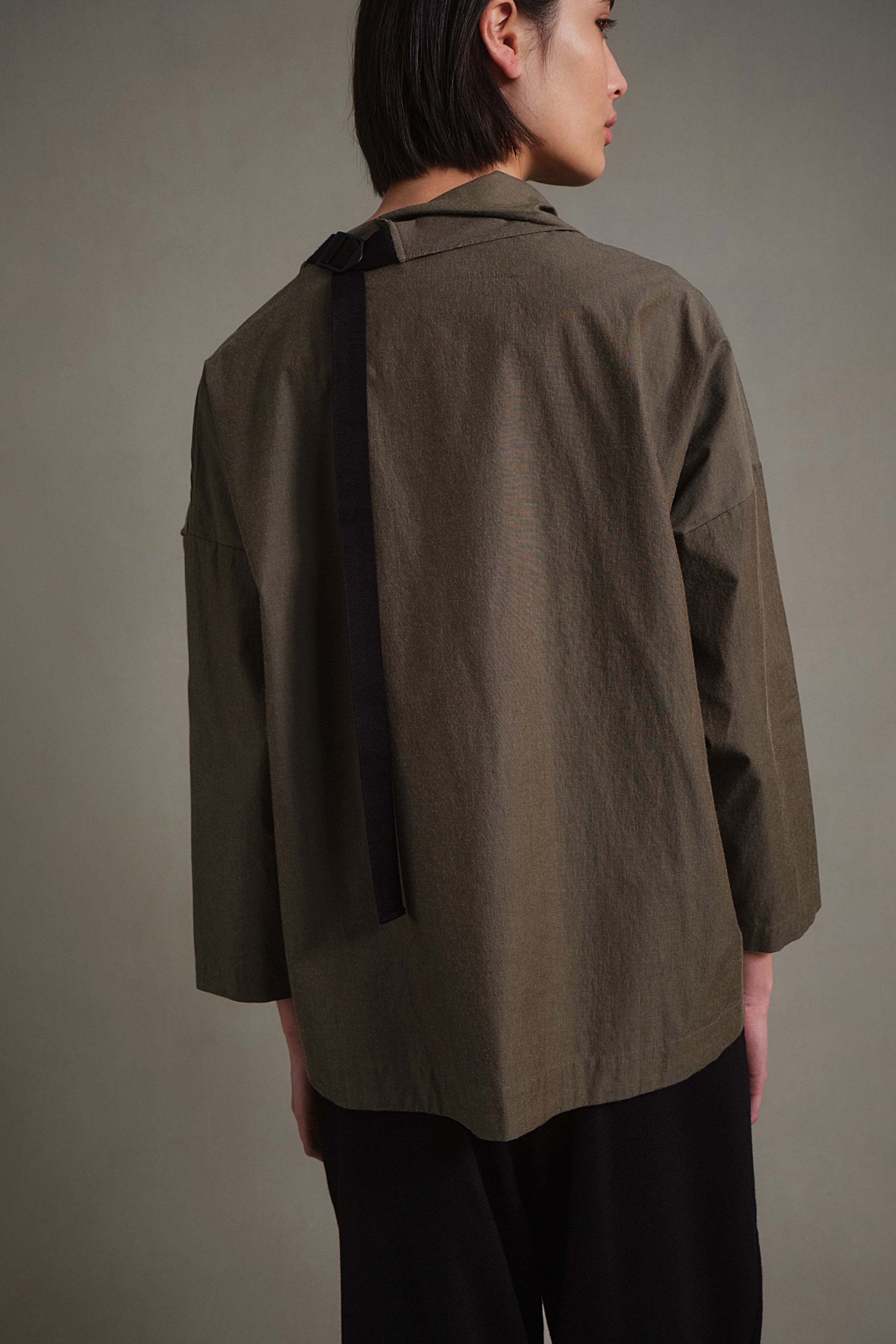 THE CROFTER TOP / COTTON SILK KHAKI