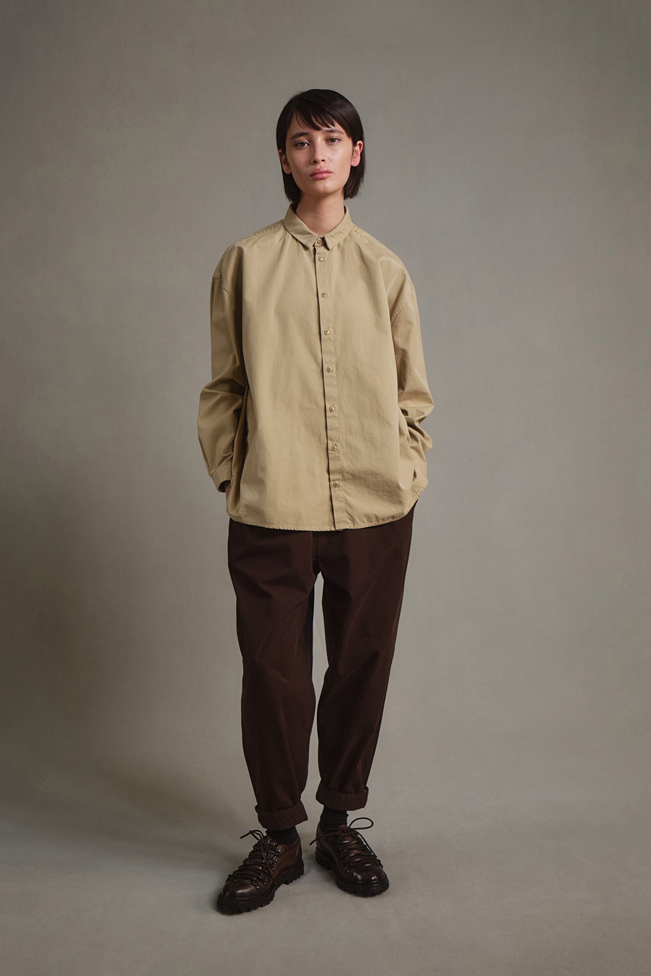 THE DRAUGHTSMAN SHIRT / FINE CANVAS SAND