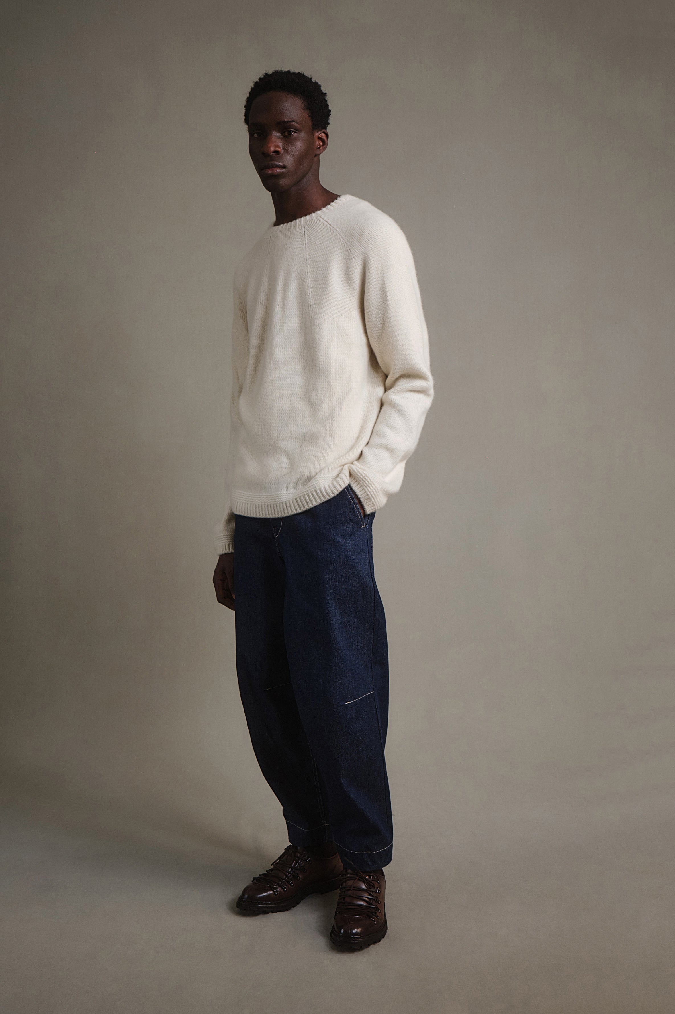 THE EXPLORER JUMPER / CASHMERE CHALK