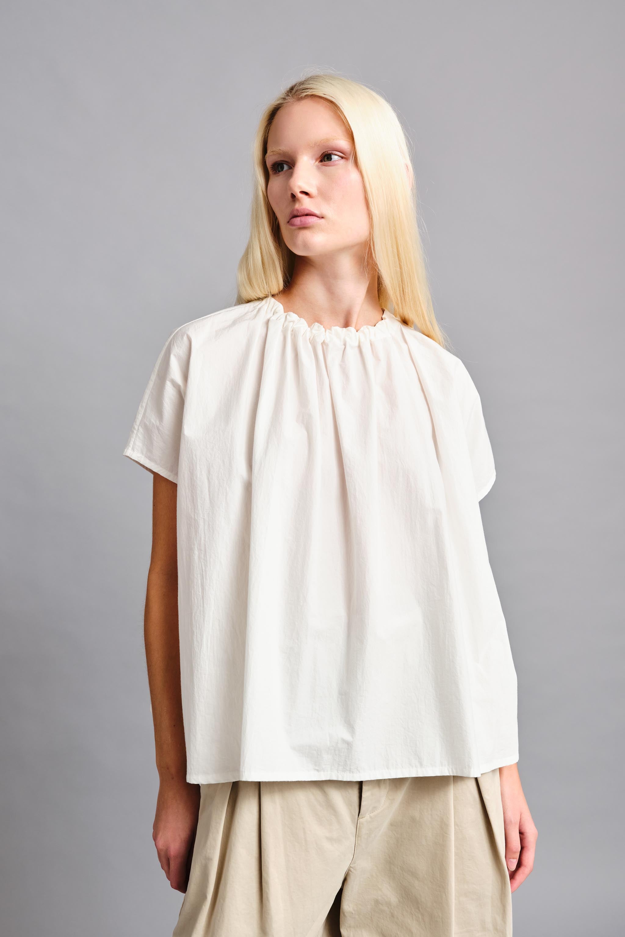 THE POET TOP / PAPERY POPLIN CHALK