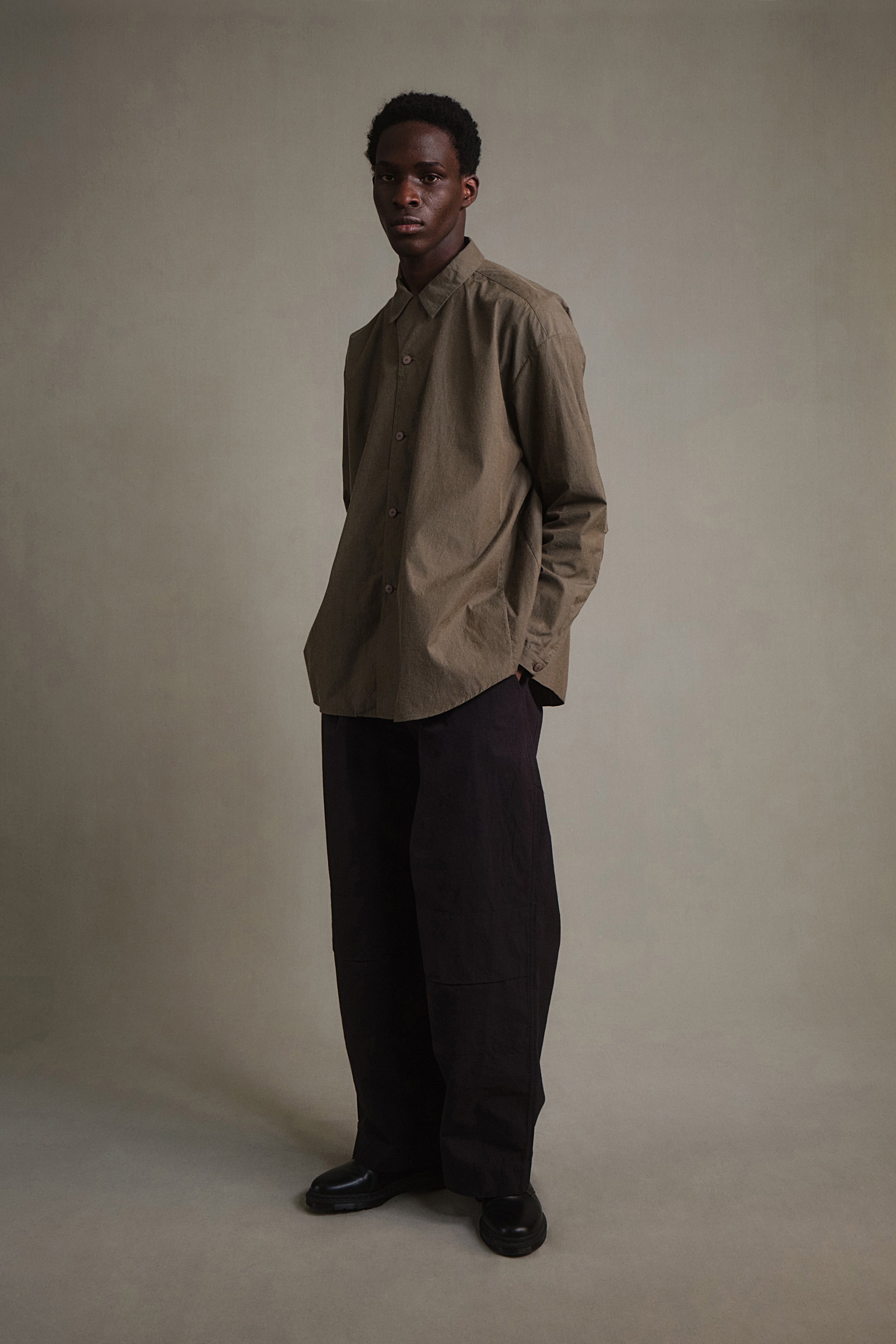 THE SCOUT SHIRT / COTTON SILK KHAKI