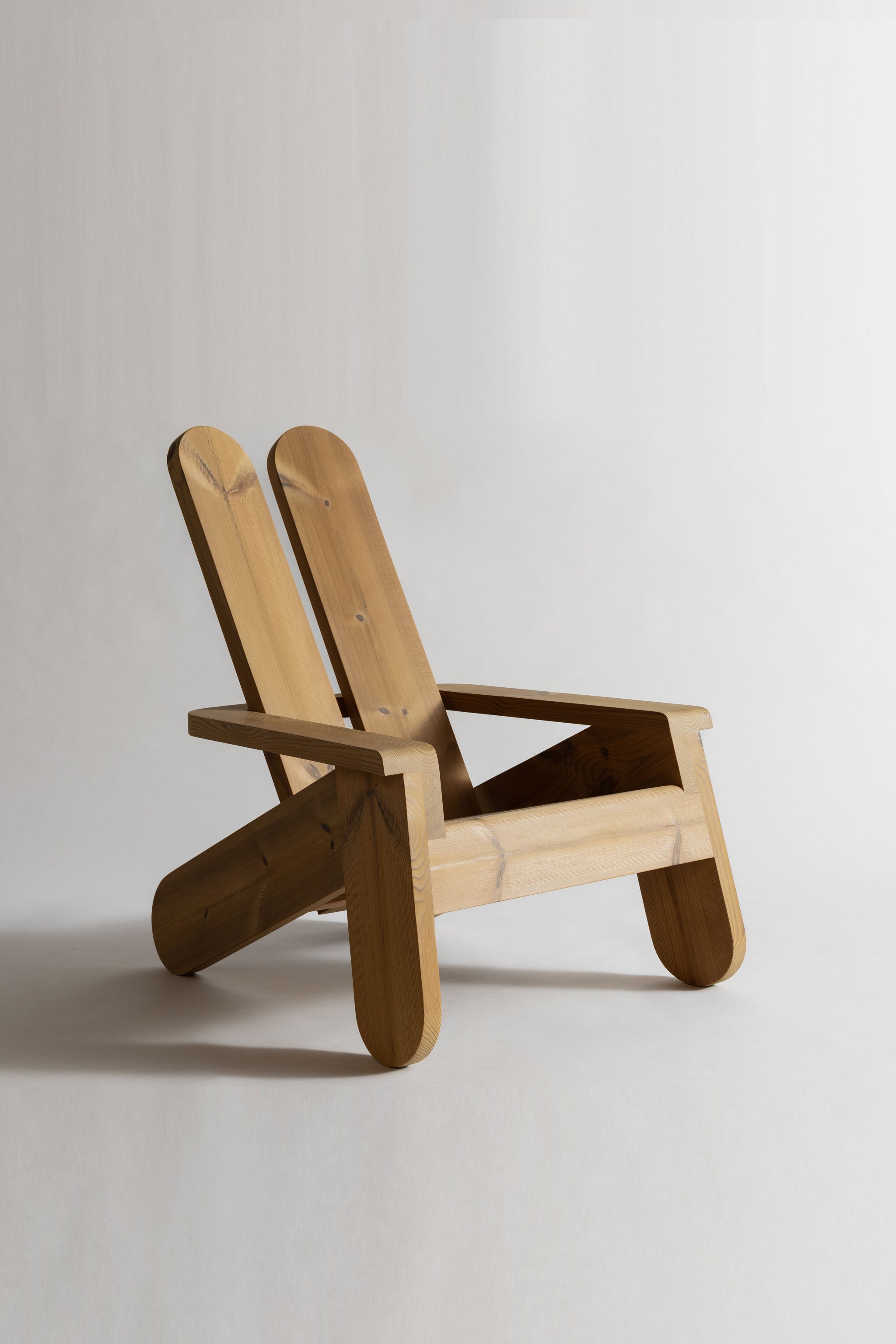 Toogood x Vaarnii Peace Outdoor Lounge Chair