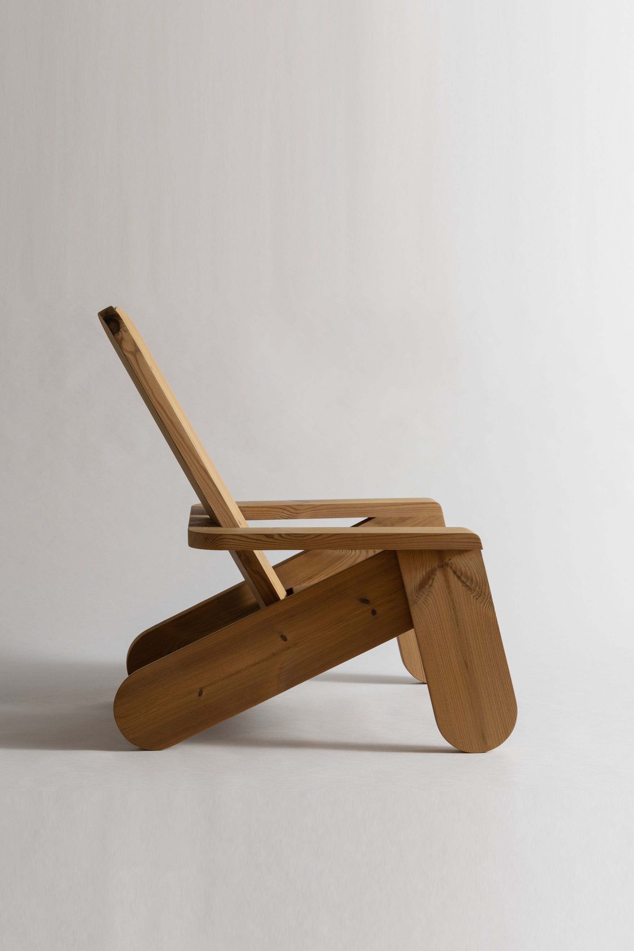 Toogood x Vaarnii Peace Outdoor Lounge Chair