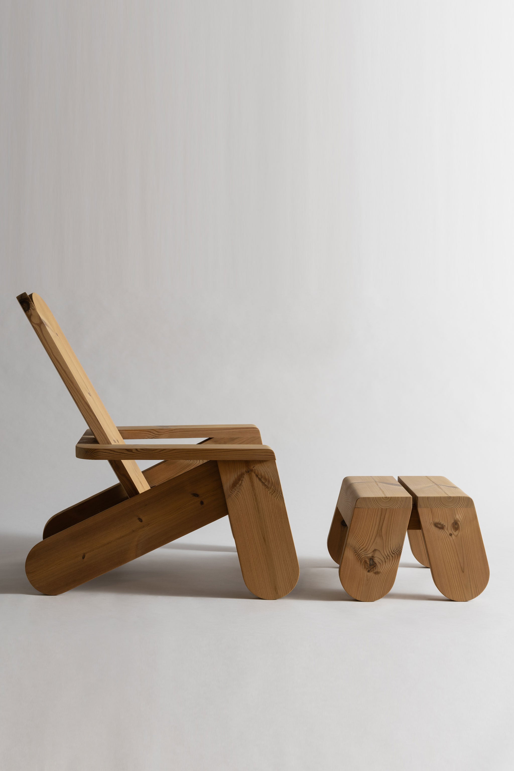 Toogood x Vaarnii Peace Outdoor Lounge Chair