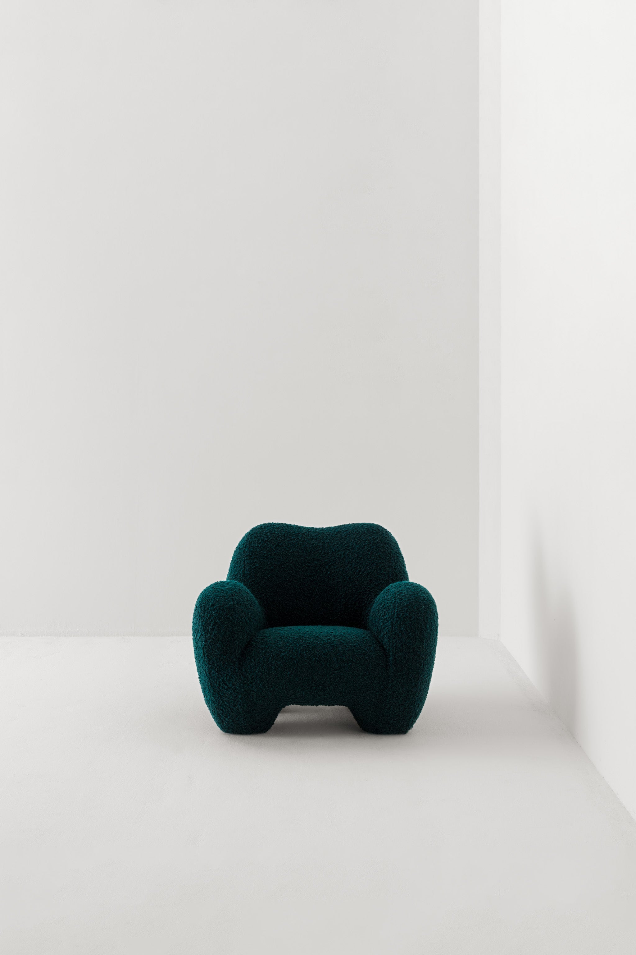 GUMMY ARMCHAIR / OPIO PRUSSIANA