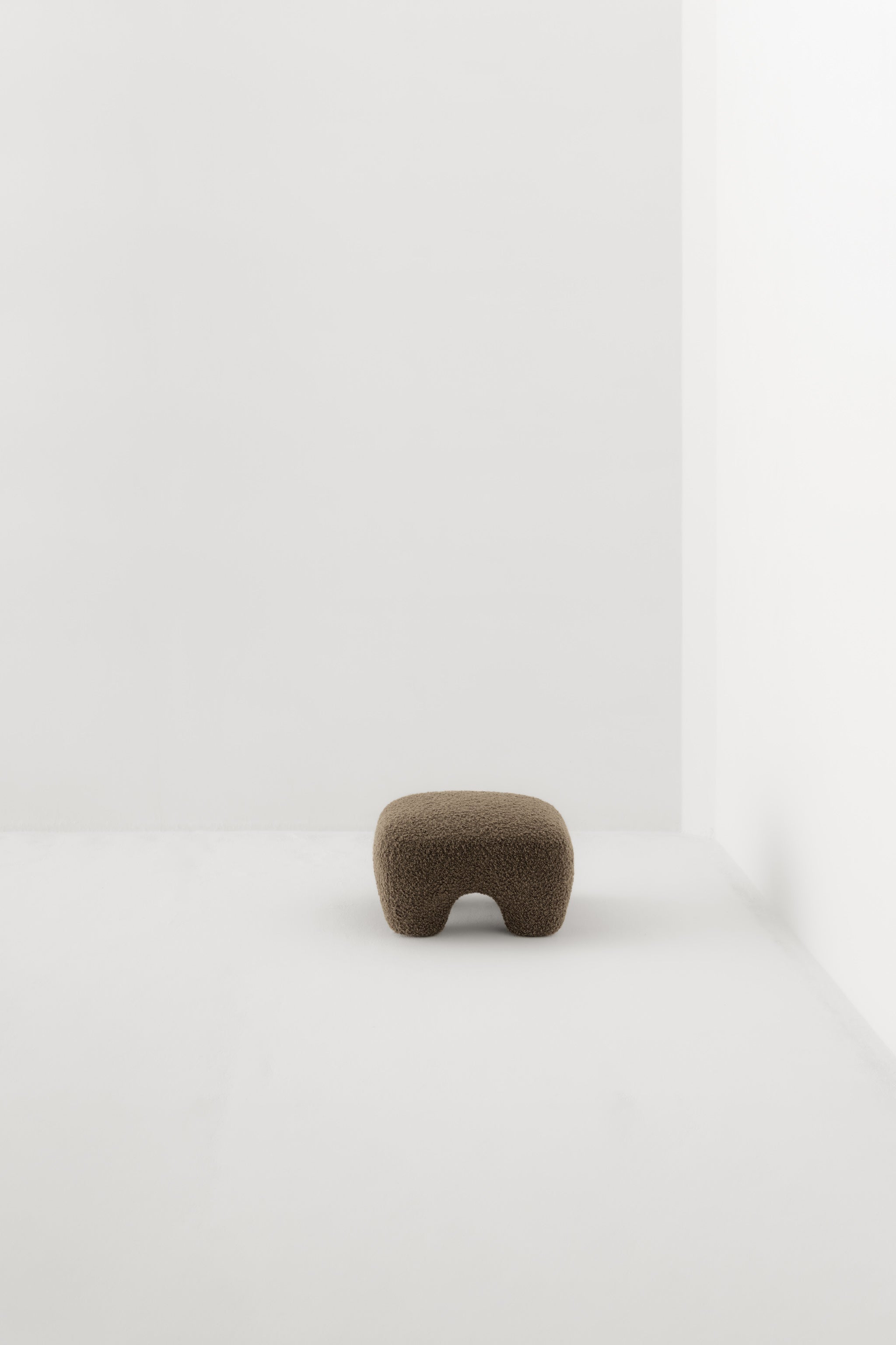 GUMMY FOOTSTOOL / OPIO CIOTTOLO