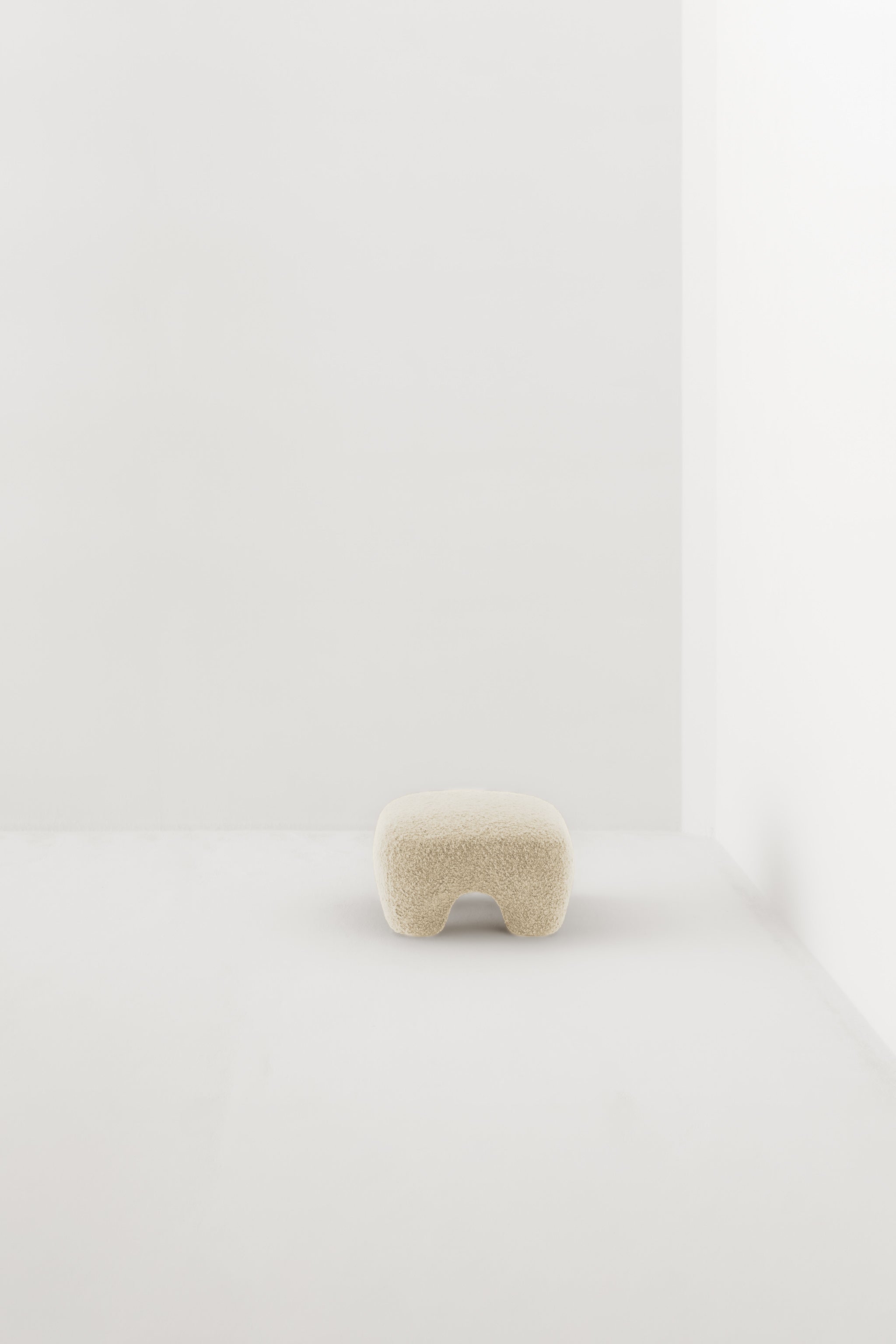 GUMMY FOOTSTOOL / OPIO NATUREL