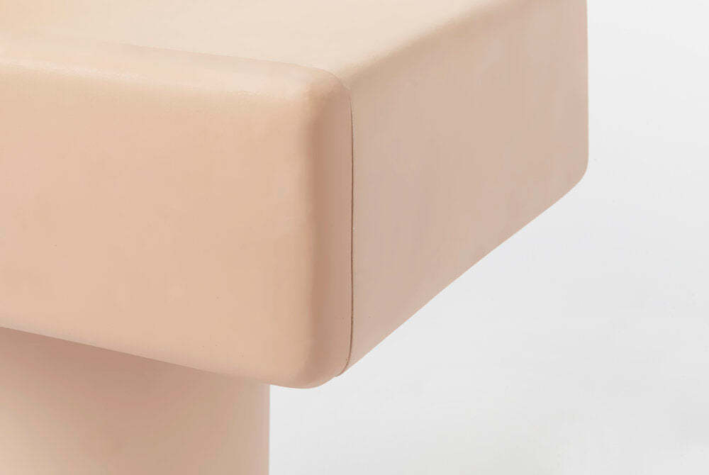 ROLY-POLY NIGHT STAND / PUTTY