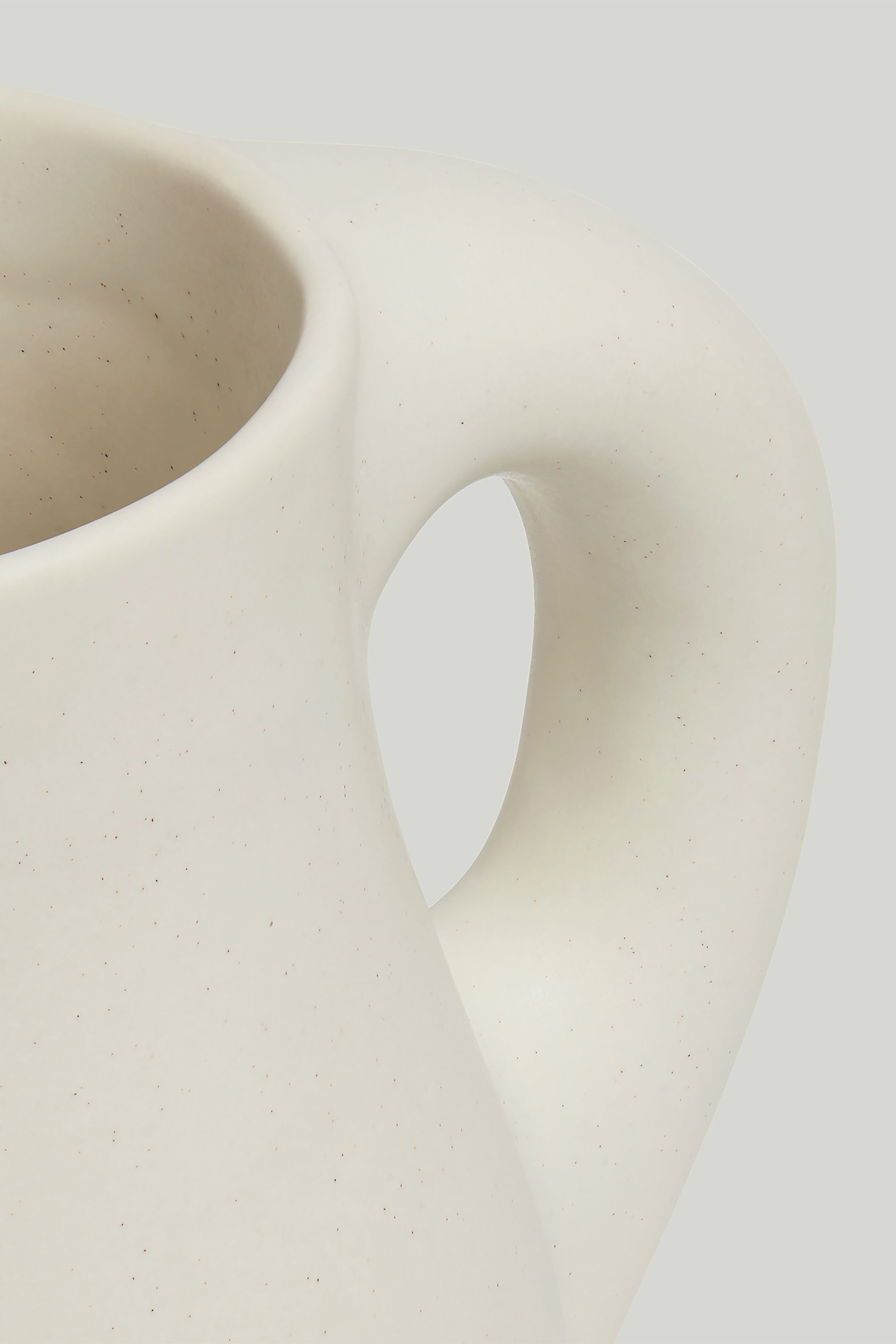 DOUGH PITCHER / CREAM